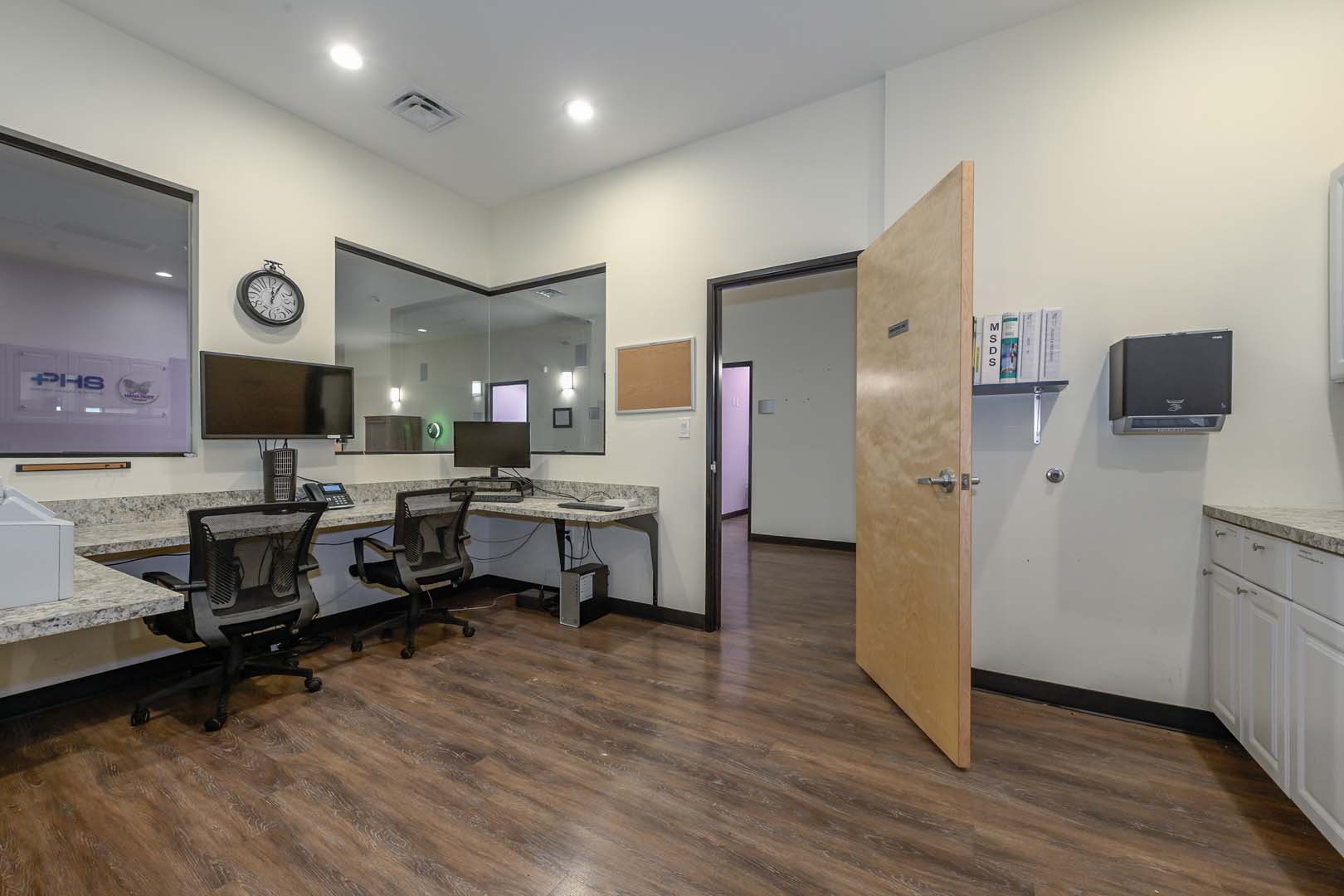 Healthcare Facility, 1620 North 48th Street, Phoenix, AZ 85008