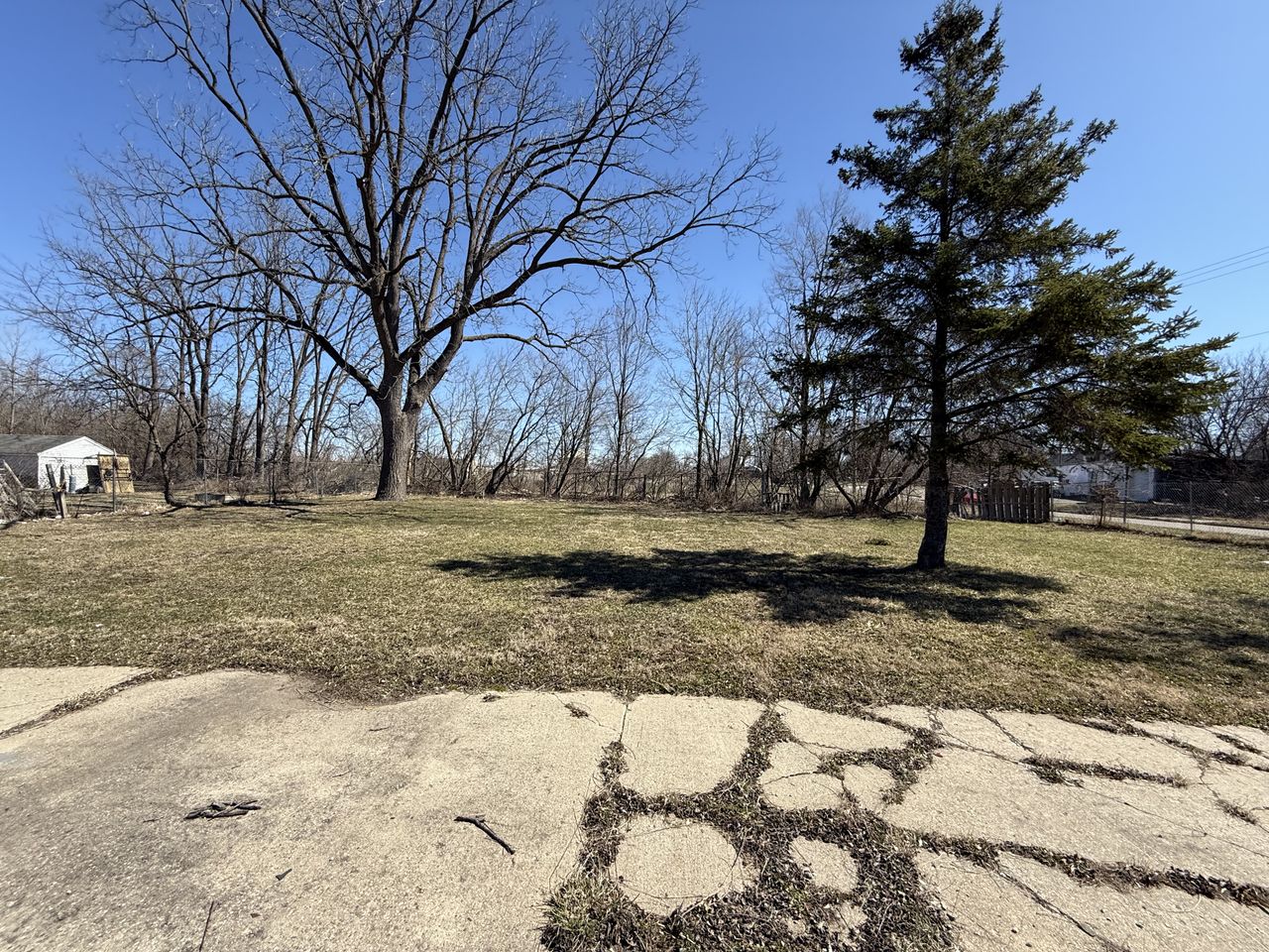 City of Lansing Heavy Industrial Storage Lot, 913 East Gier Street, Lansing, MI 48906