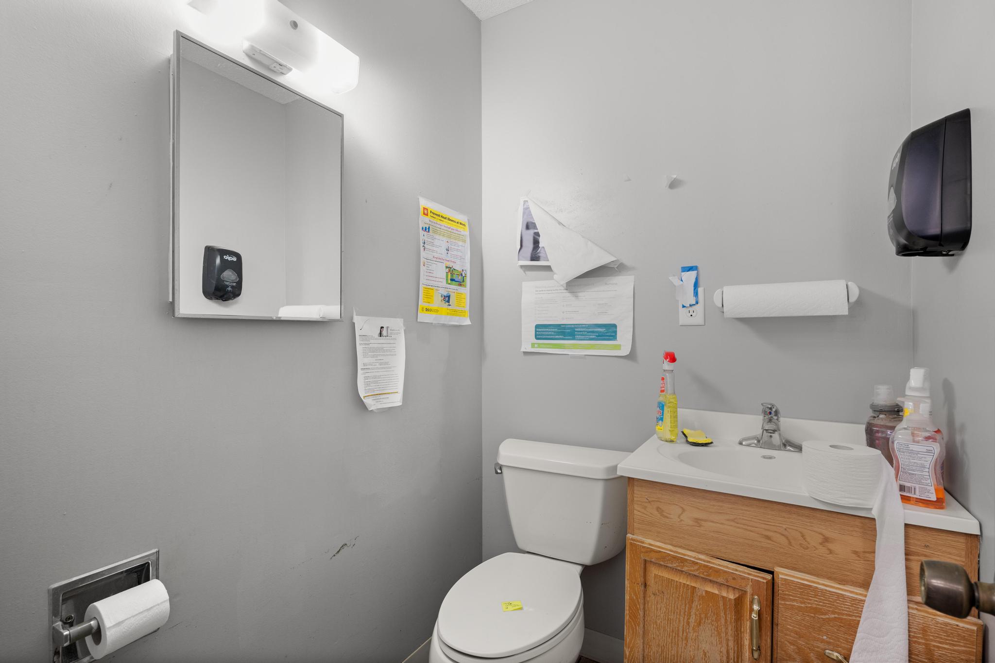 St. Petersburg Drive W - Oldsmar, 911 Saint Petersburg Drive West, Oldsmar, FL 34677