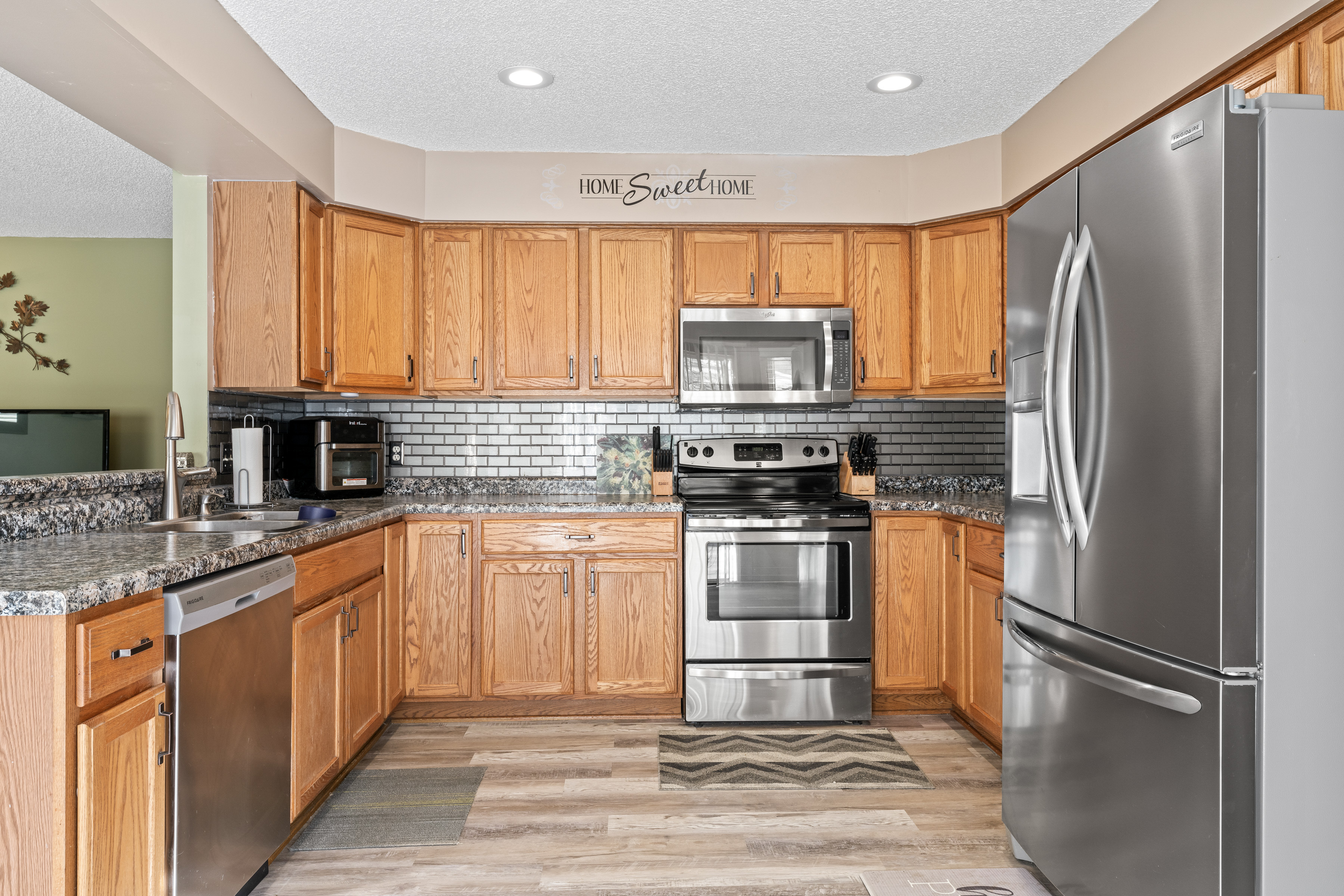 10285 Oakhill Court, 10285 Oakhill Court, Elko New Market, MN 55020