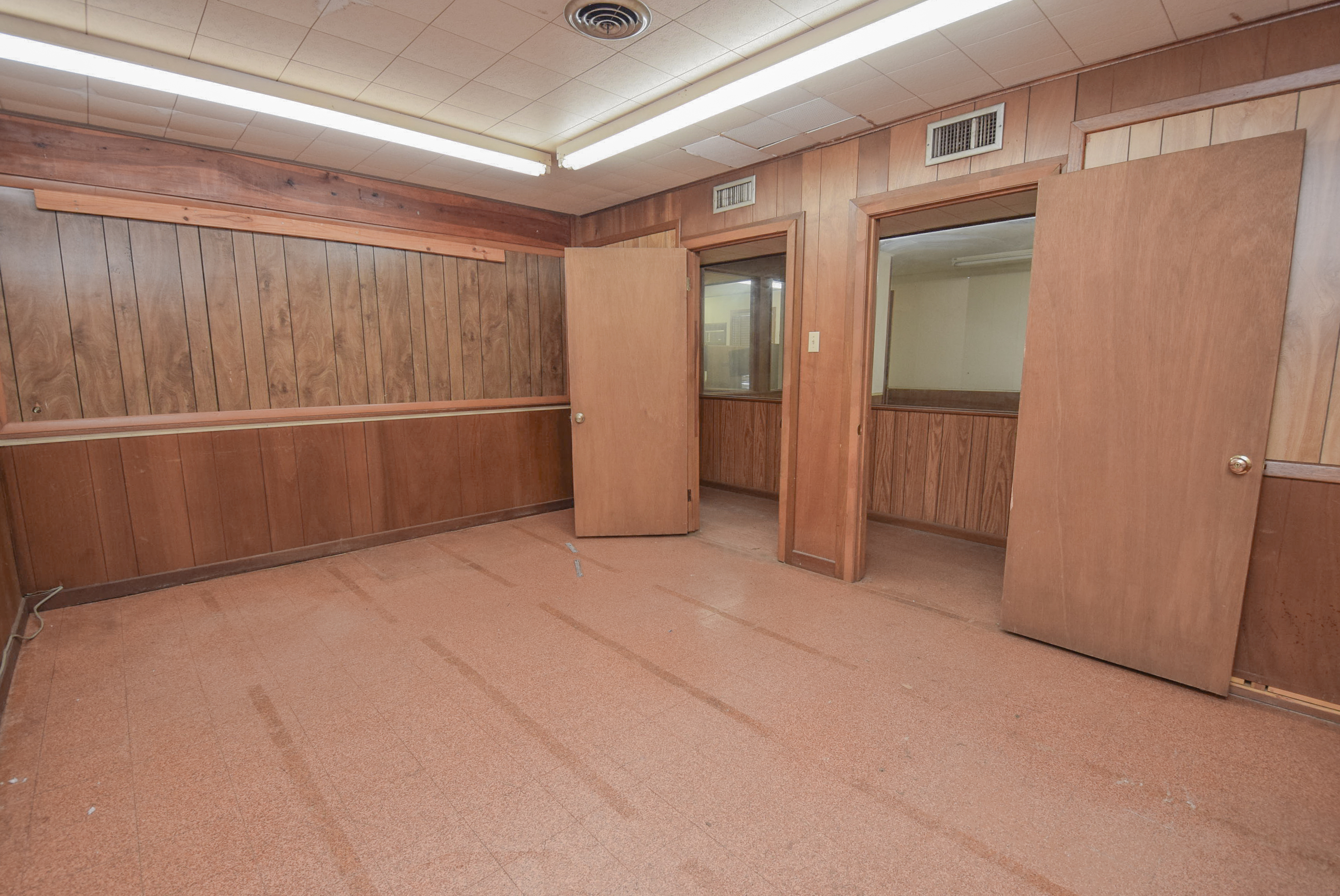 101 Oyster Creek Dr, 101 Oyster Creek Drive, Lake Jackson, TX 77566