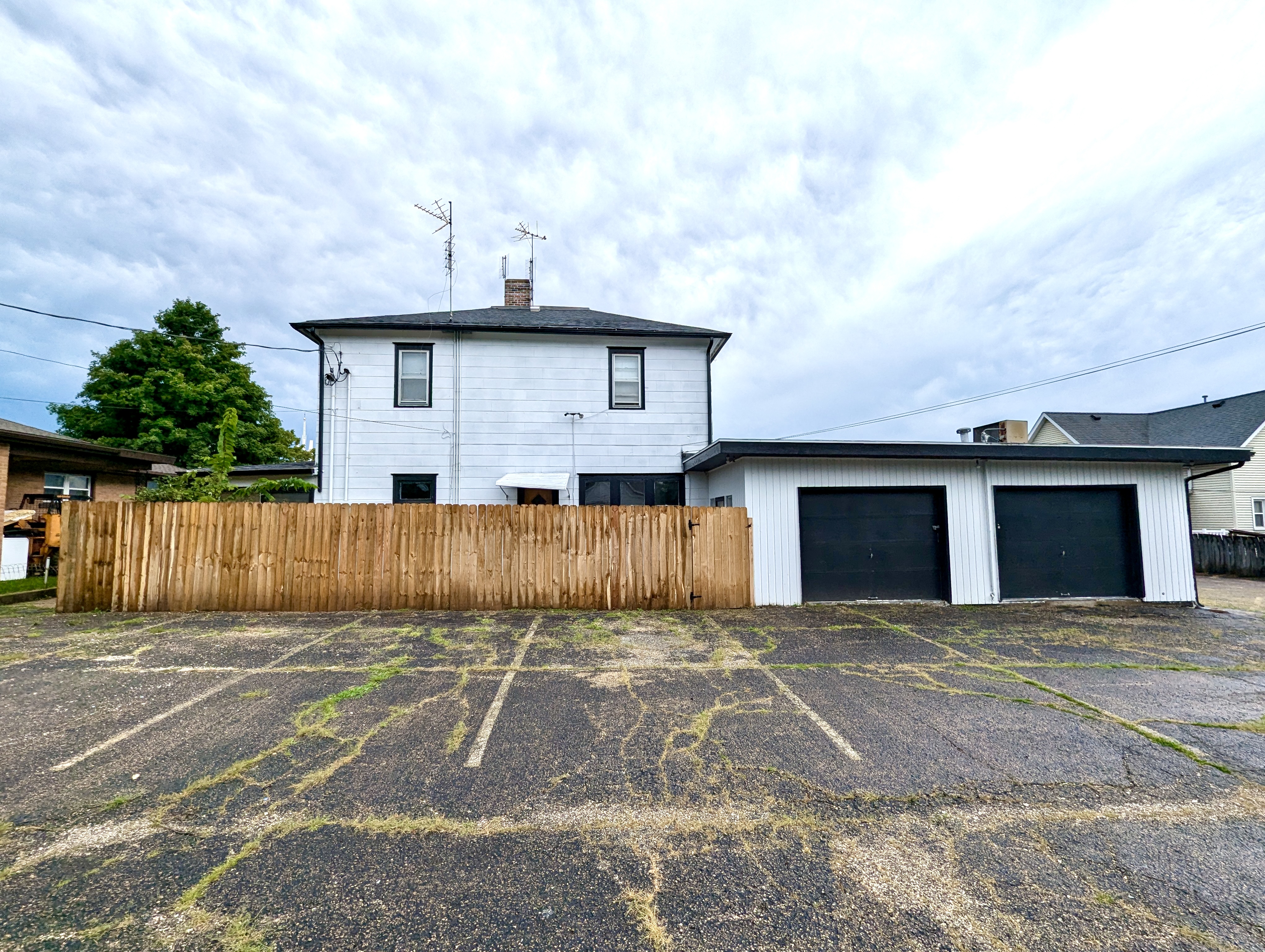 611 Margaret Street, 611 Margaret St, Pekin, IL 61554
