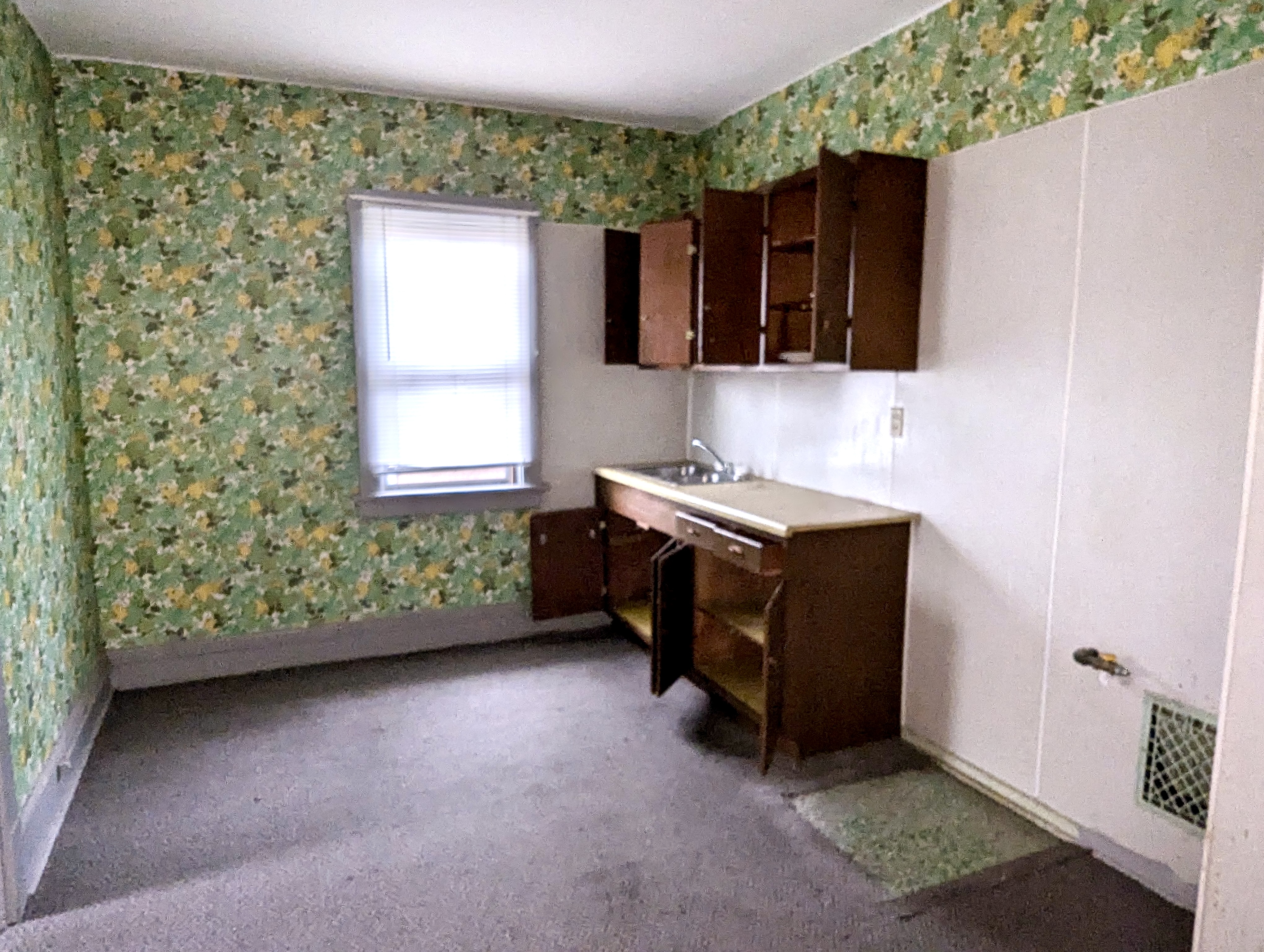 611 Margaret Street, 611 Margaret St, Pekin, IL 61554