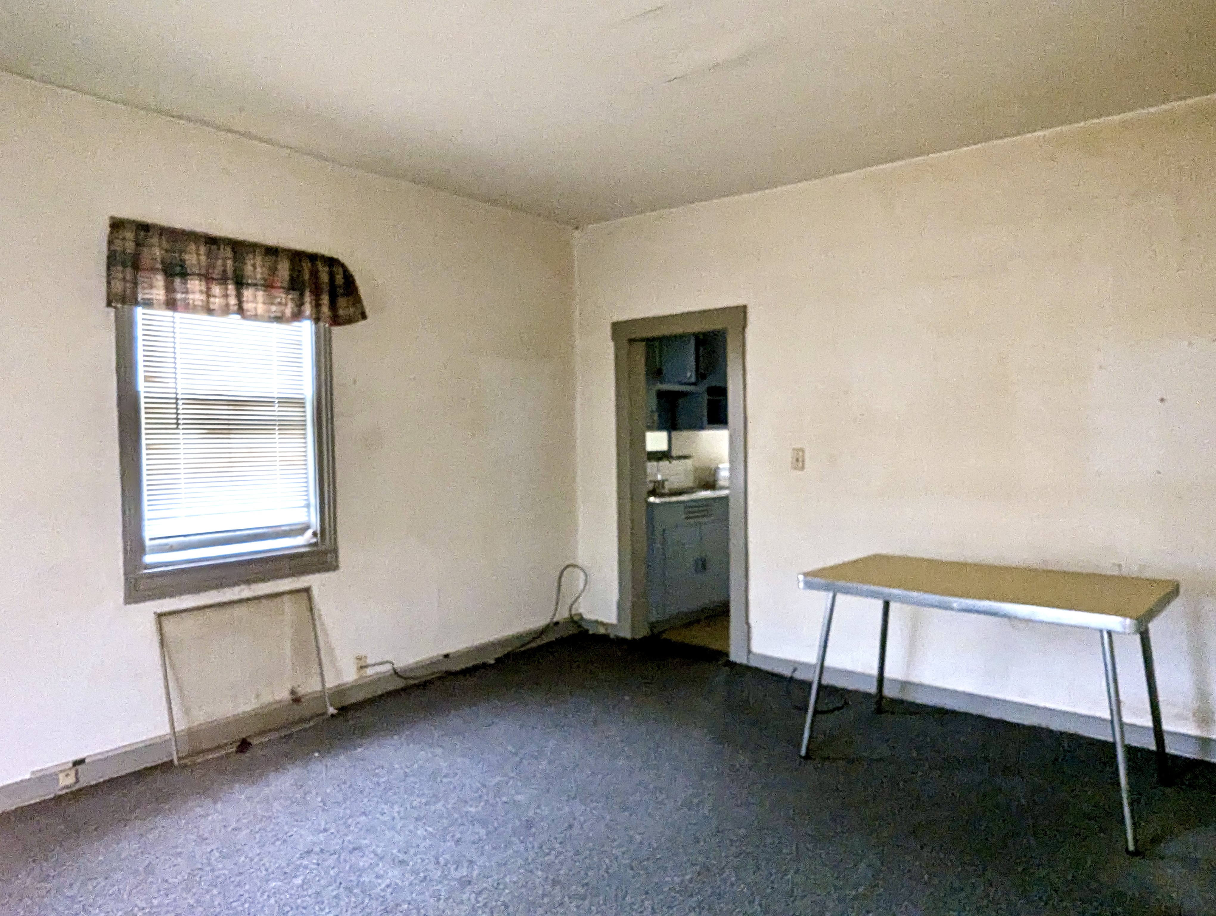 611 Margaret Street, 611 Margaret St, Pekin, IL 61554