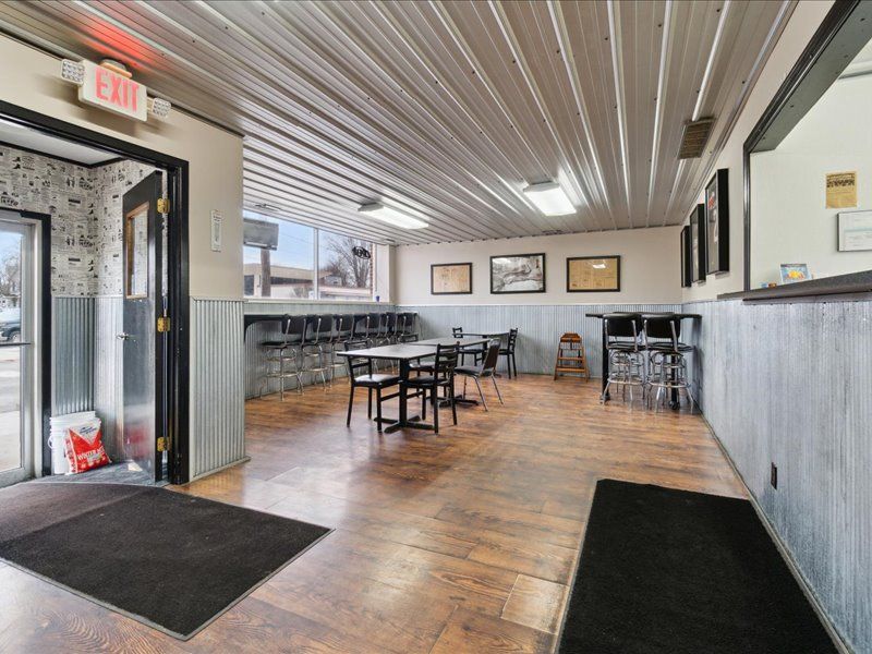 Pintown Bowling Center, 142 North Saginaw Street, Chesaning, MI 48616
