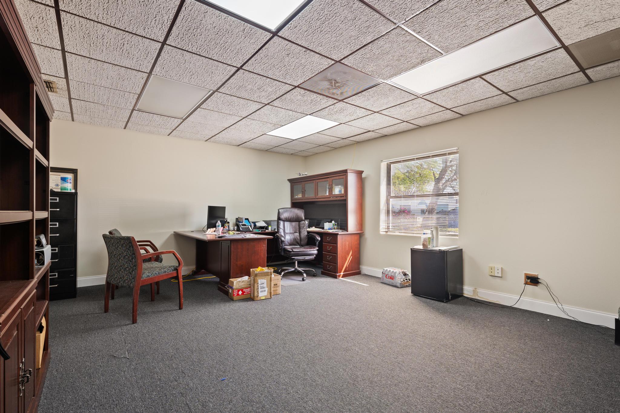Sunshine State Industrial Park , 14350 60th Street North, Clearwater, FL 33760