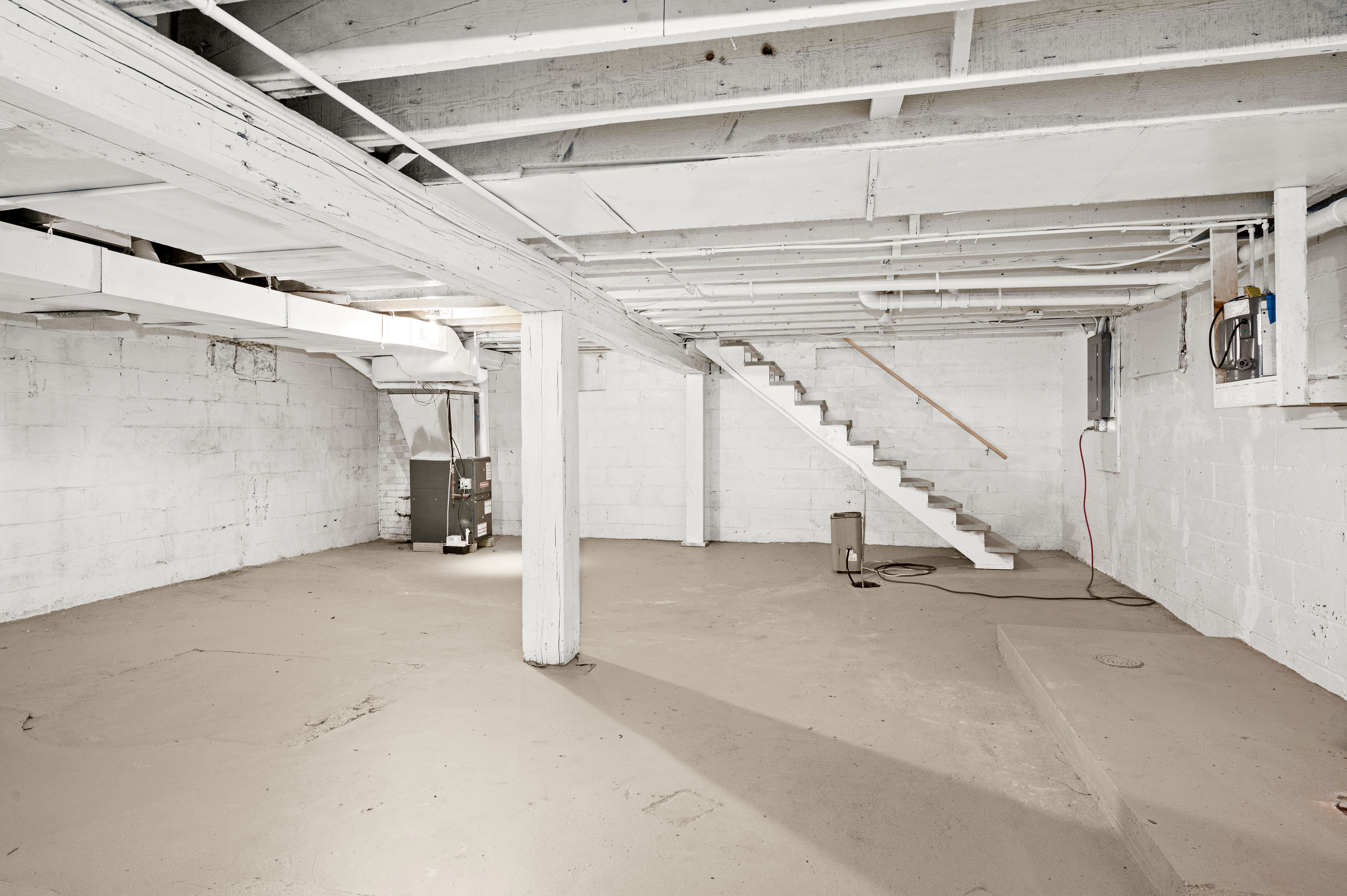 Solid Retail Location|113 W 7th Ave Floodwood, MN 55736, 113 West 7th Avenue, Floodwood, MN 55736