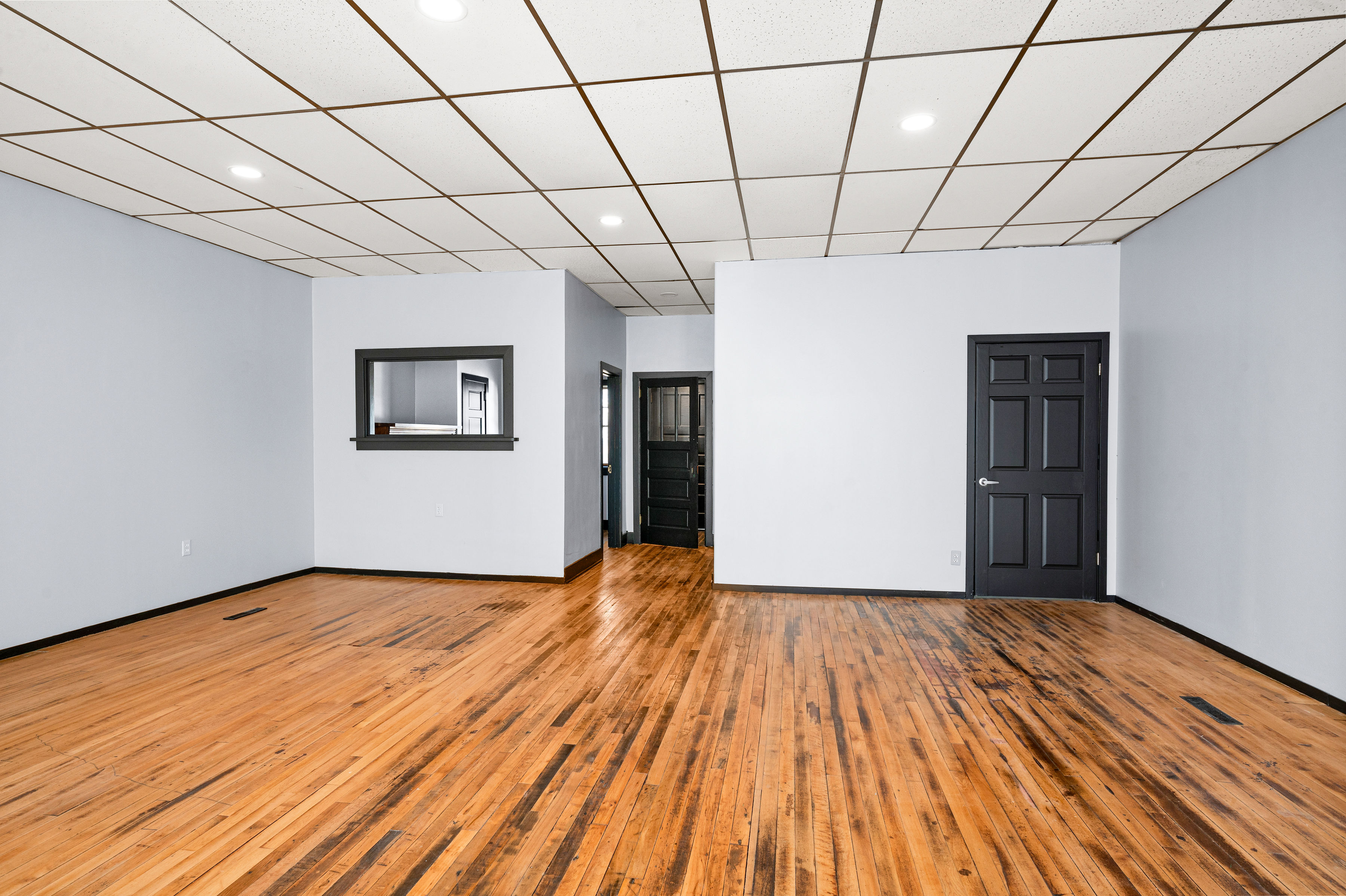 Solid Retail Location|113 W 7th Ave Floodwood, MN 55736, 113 West 7th Avenue, Floodwood, MN 55736