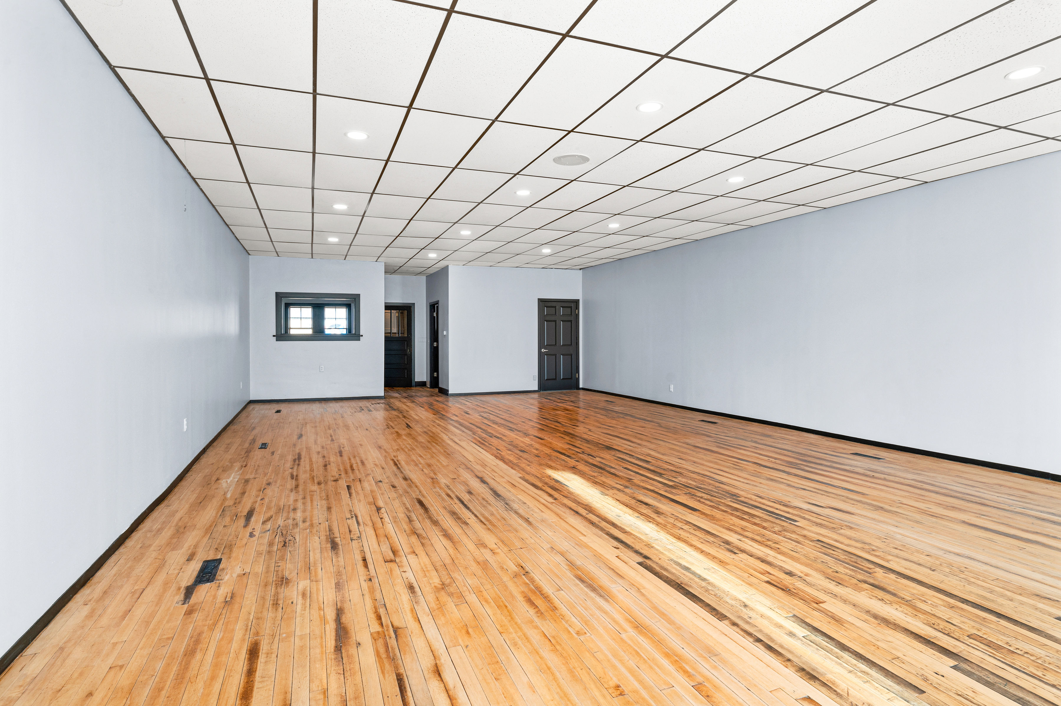 Solid Retail Location|113 W 7th Ave Floodwood, MN 55736, 113 West 7th Avenue, Floodwood, MN 55736