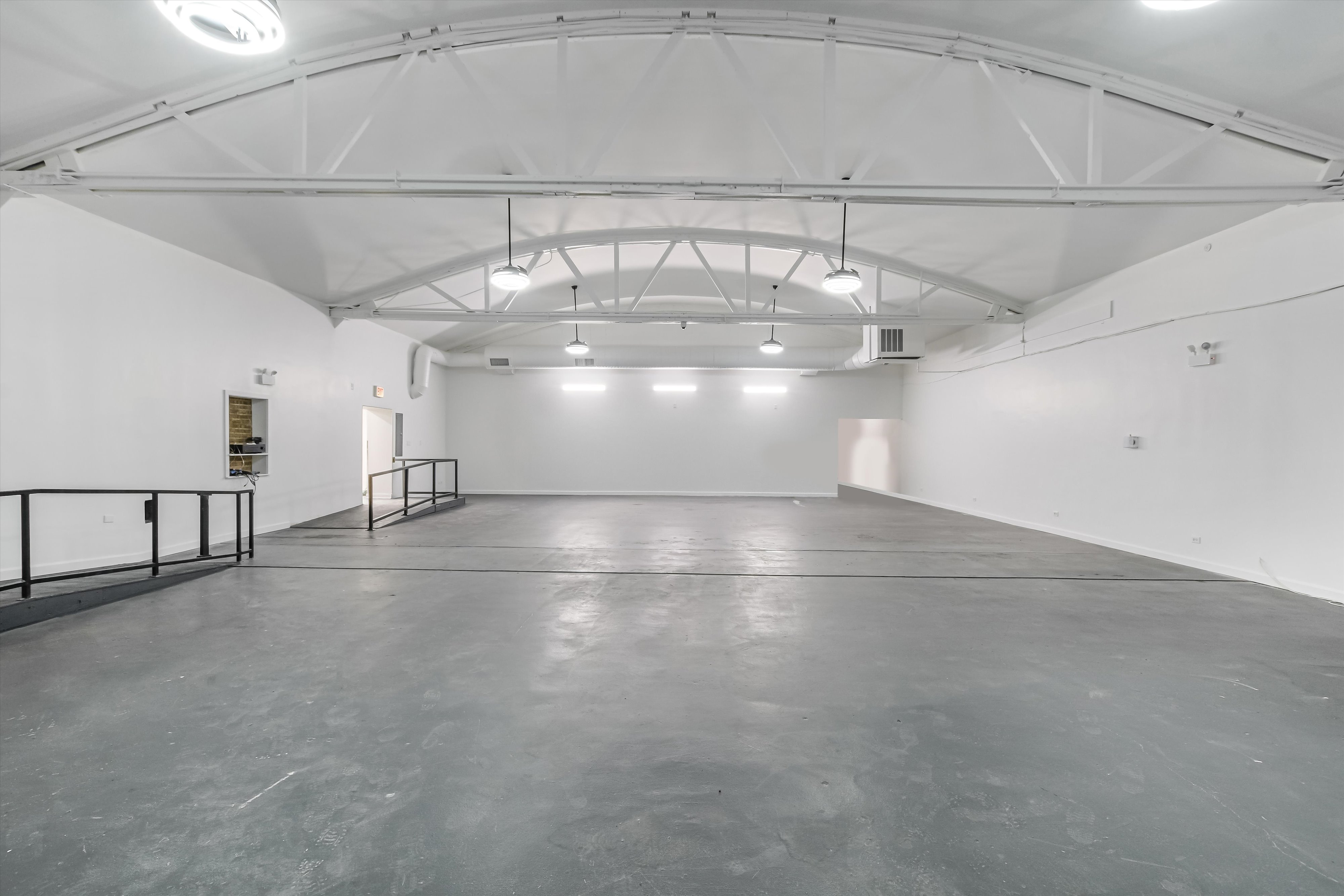 PILSEN BUILDING FOR RENT, 1601 South Morgan Street, Chicago, IL 60608