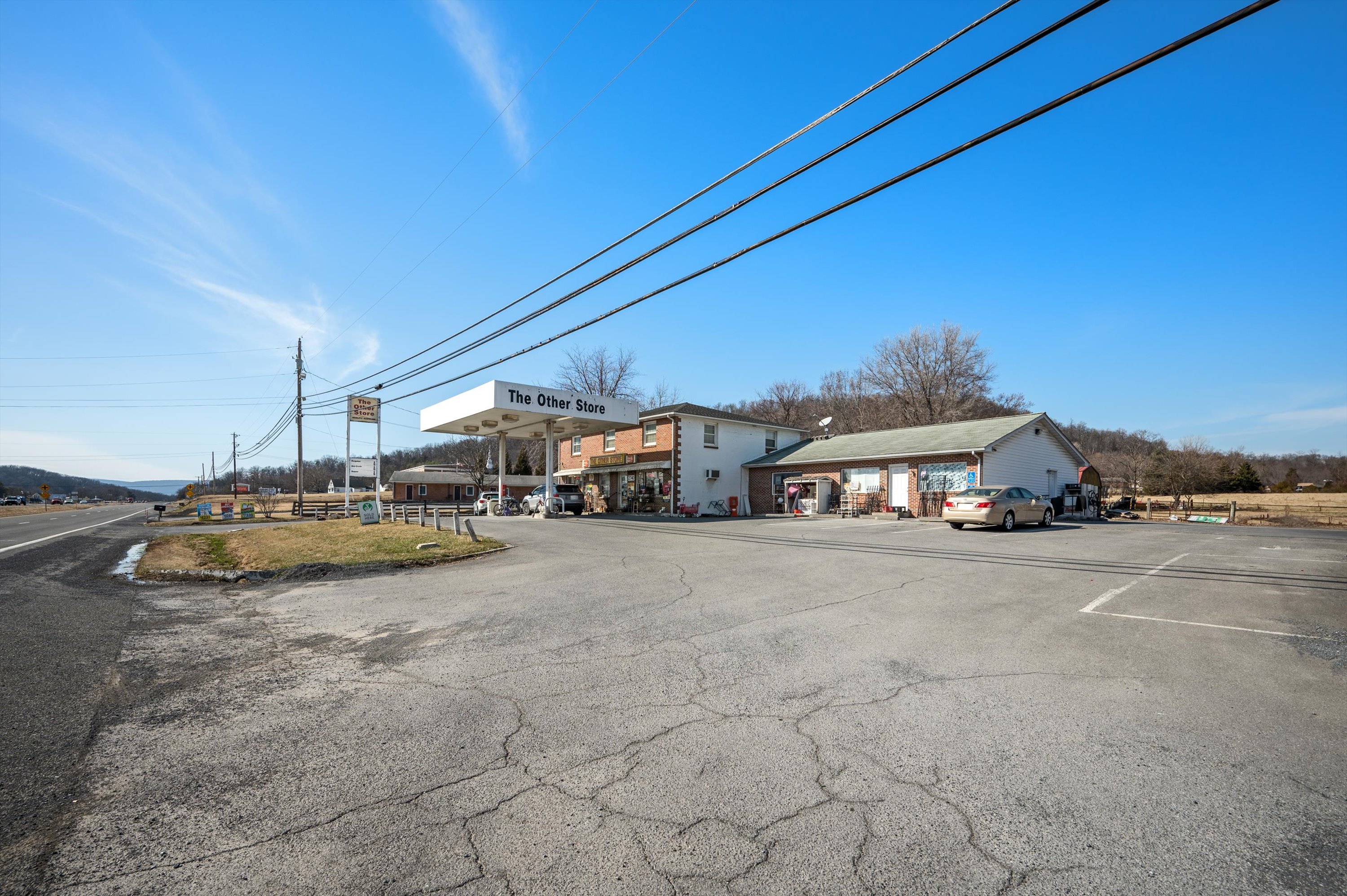 2740 Northwestern Turnpike,