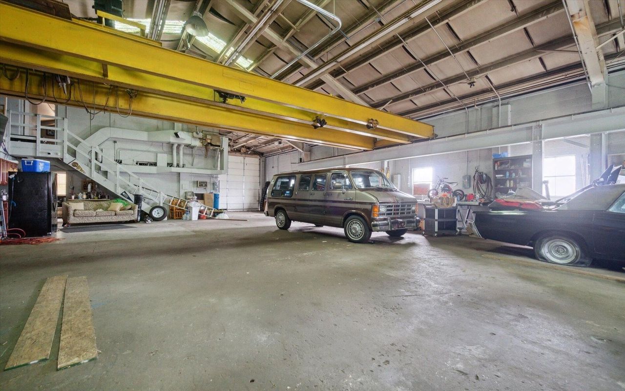 Industrial Warehouse in City of Lansing, MI, 2324 7th Avenue, Lansing, MI 48906