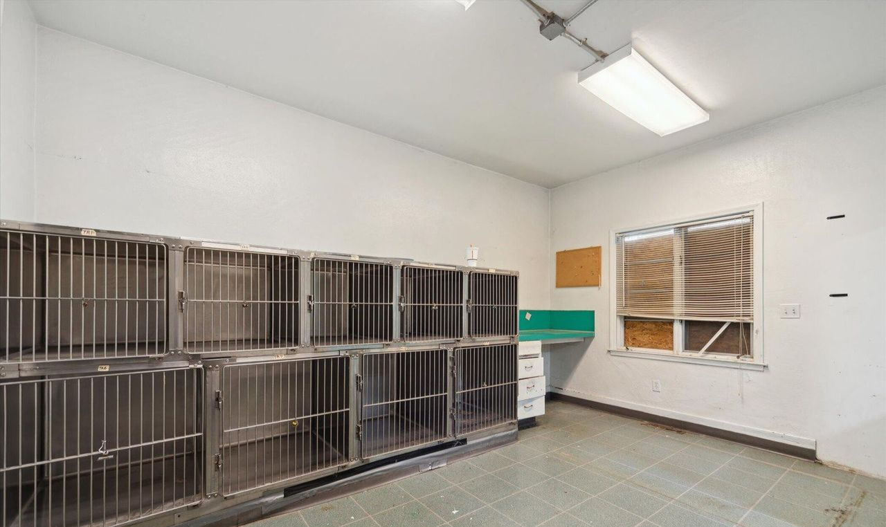 Former Veterinary Clinic on Larch and Saginaw Lansing, 719 North Larch Street, Lansing, MI 48906