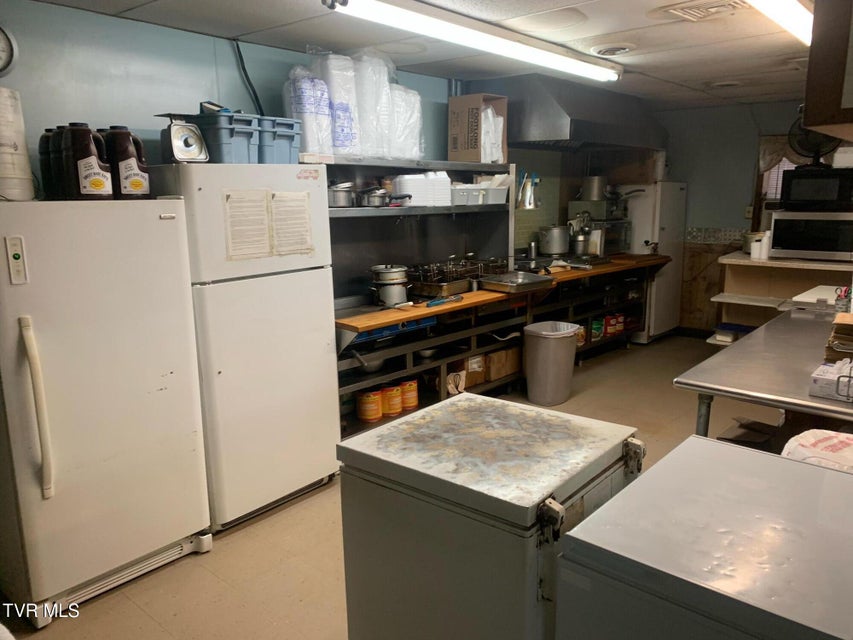 Restaurant, 314 Front Street East, Coeburn, VA 24230