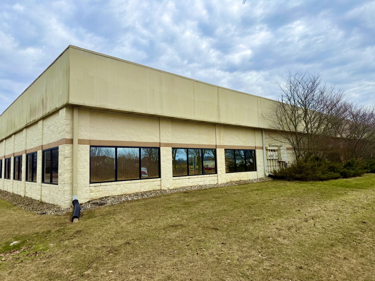 Office Flex Warehouse in Williamston, 101 Innovation Parkway, Williamston, MI 48895