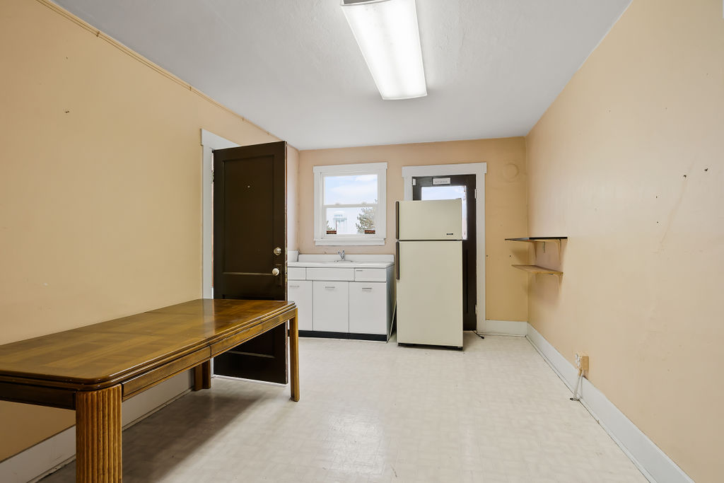 312 W 2nd St., Wapato, 312 West 2nd Street, Wapato, WA 98951