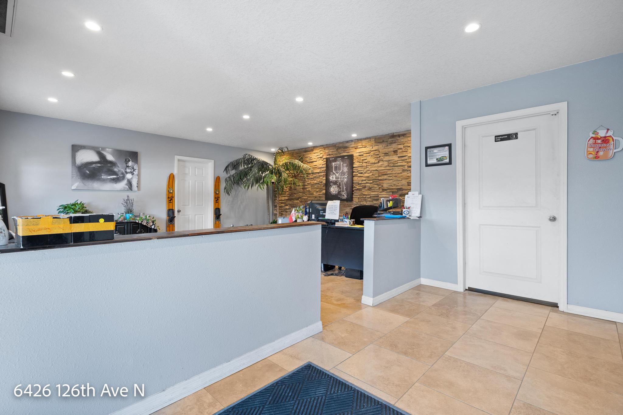 6426-6438 126th Avenue, Largo, FL 33773, 6426 126th Avenue North, Largo, FL 33773