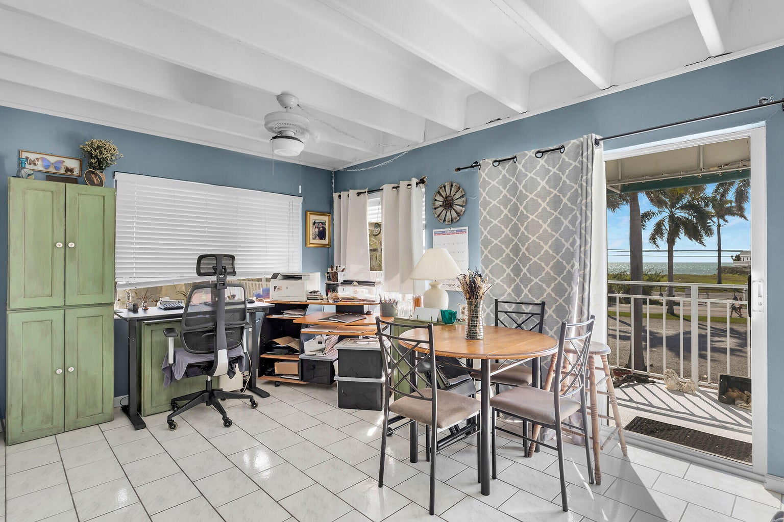 Landmark Restaurant & Bar & Banquet Hall, 700 West Ocean Drive, Key Colony Beach, FL 33051