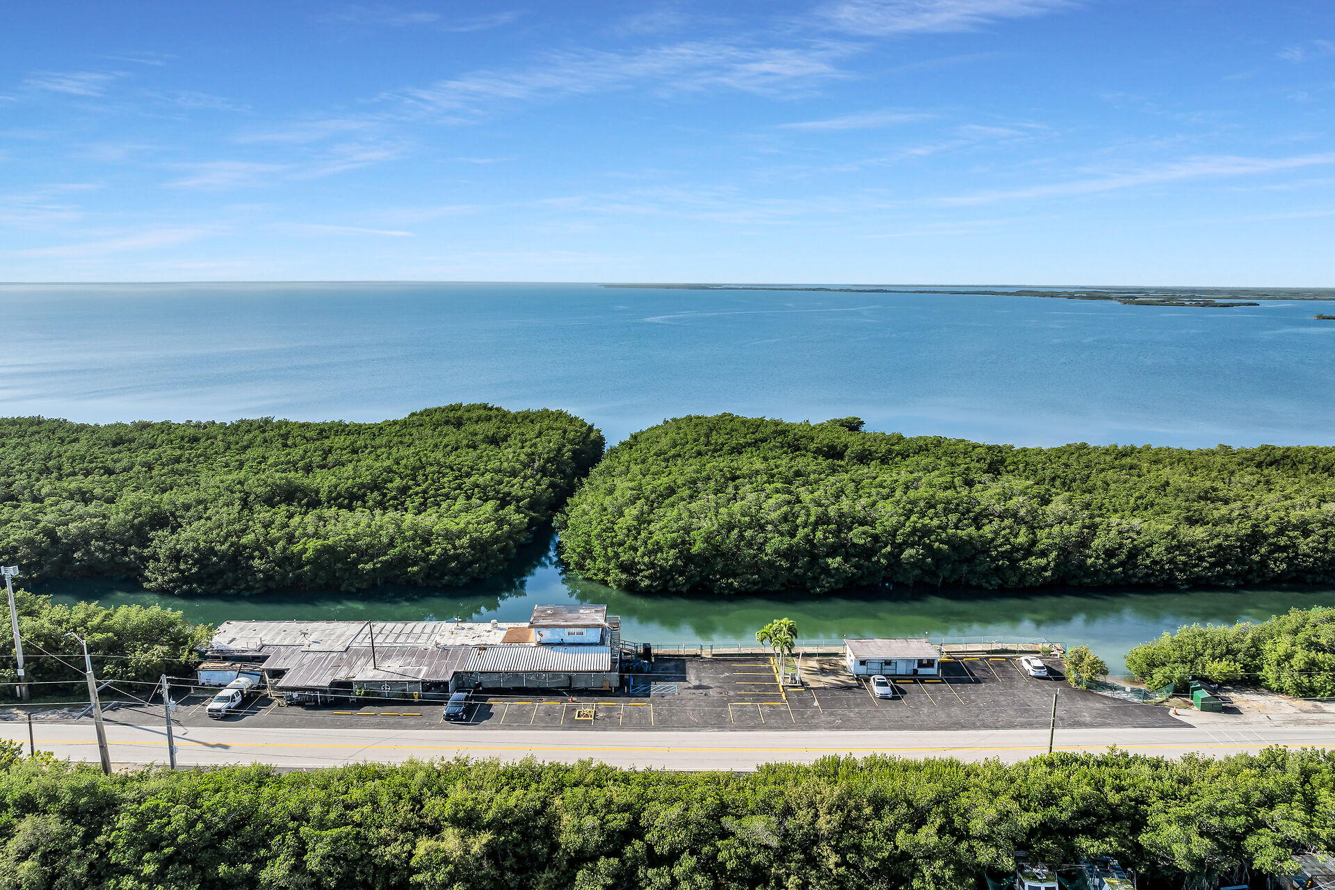 World Famous Alabama Jacks Restaurant and Bar, 58000 Card Sound Road, Key Largo, FL 33037