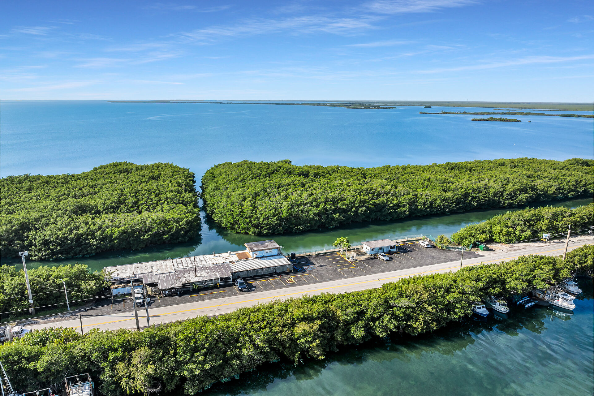 World Famous Alabama Jacks Restaurant and Bar, 58000 Card Sound Road, Key Largo, FL 33037