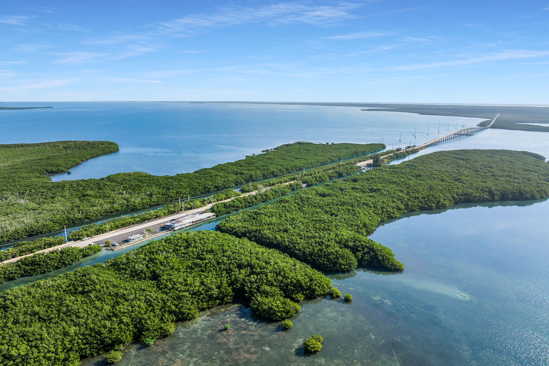 World Famous Alabama Jacks Restaurant and Bar, 58000 Card Sound Road, Key Largo, FL 33037