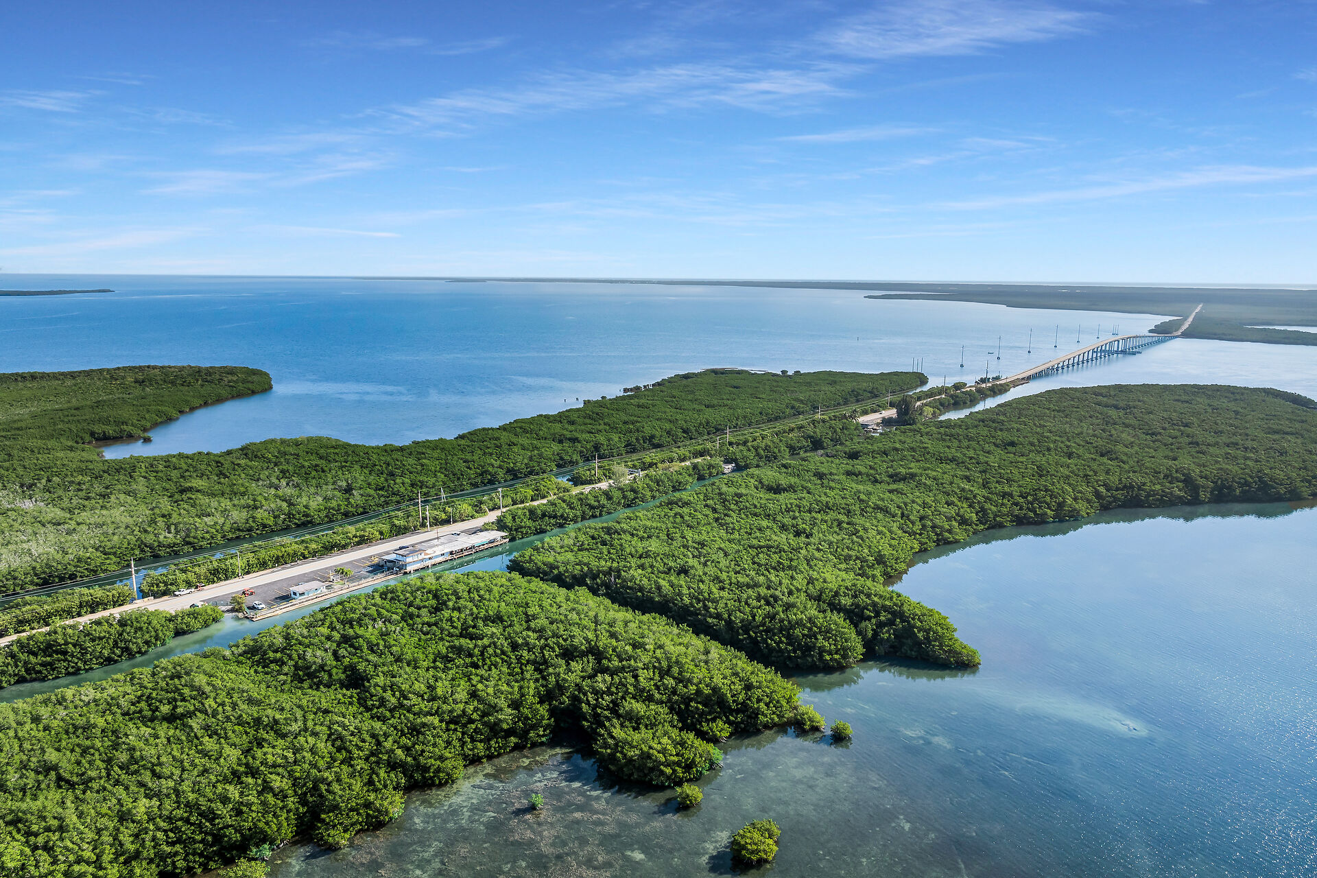 World Famous Alabama Jacks Restaurant and Bar, 58000 Card Sound Road, Key Largo, FL 33037