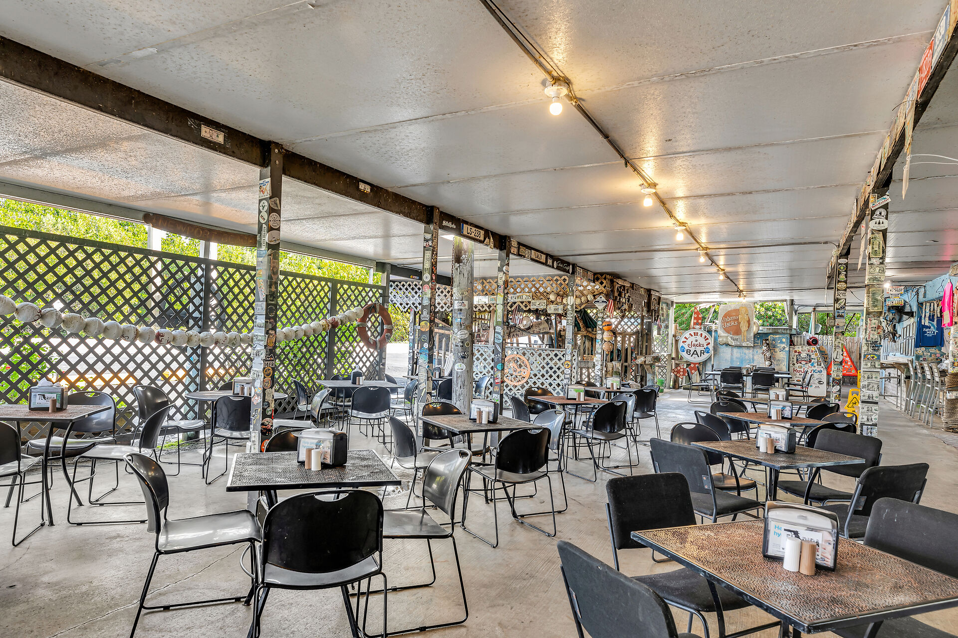 World Famous Alabama Jacks Restaurant and Bar, 58000 Card Sound Road, Key Largo, FL 33037