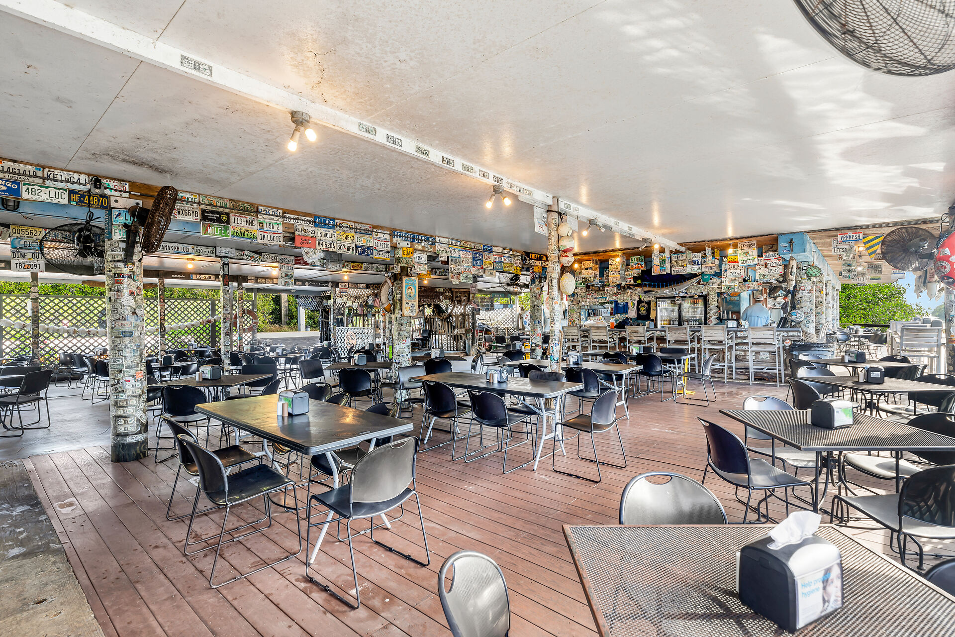 World Famous Alabama Jacks Restaurant and Bar, 58000 Card Sound Road, Key Largo, FL 33037