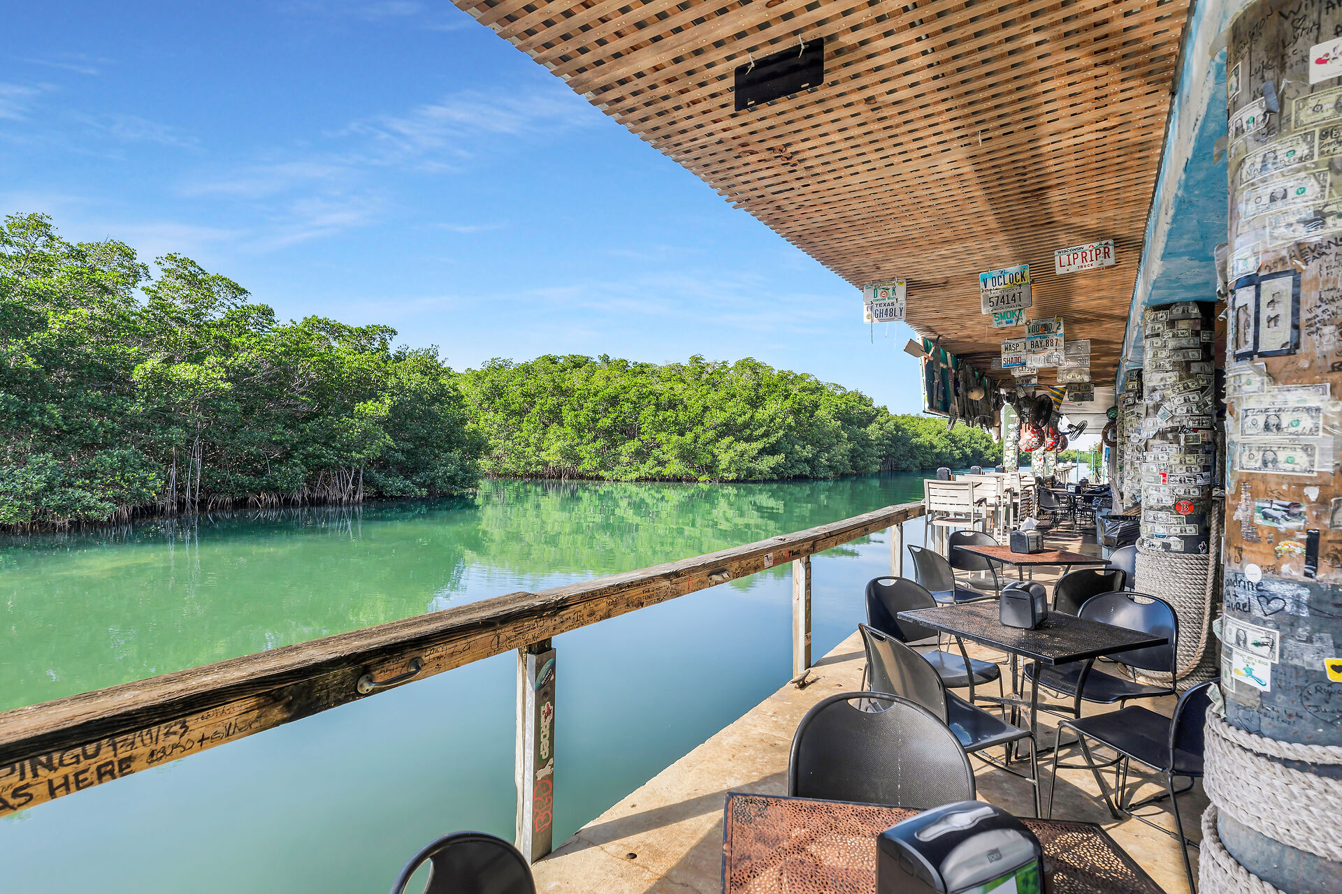 World Famous Alabama Jacks Restaurant and Bar, 58000 Card Sound Road, Key Largo, FL 33037