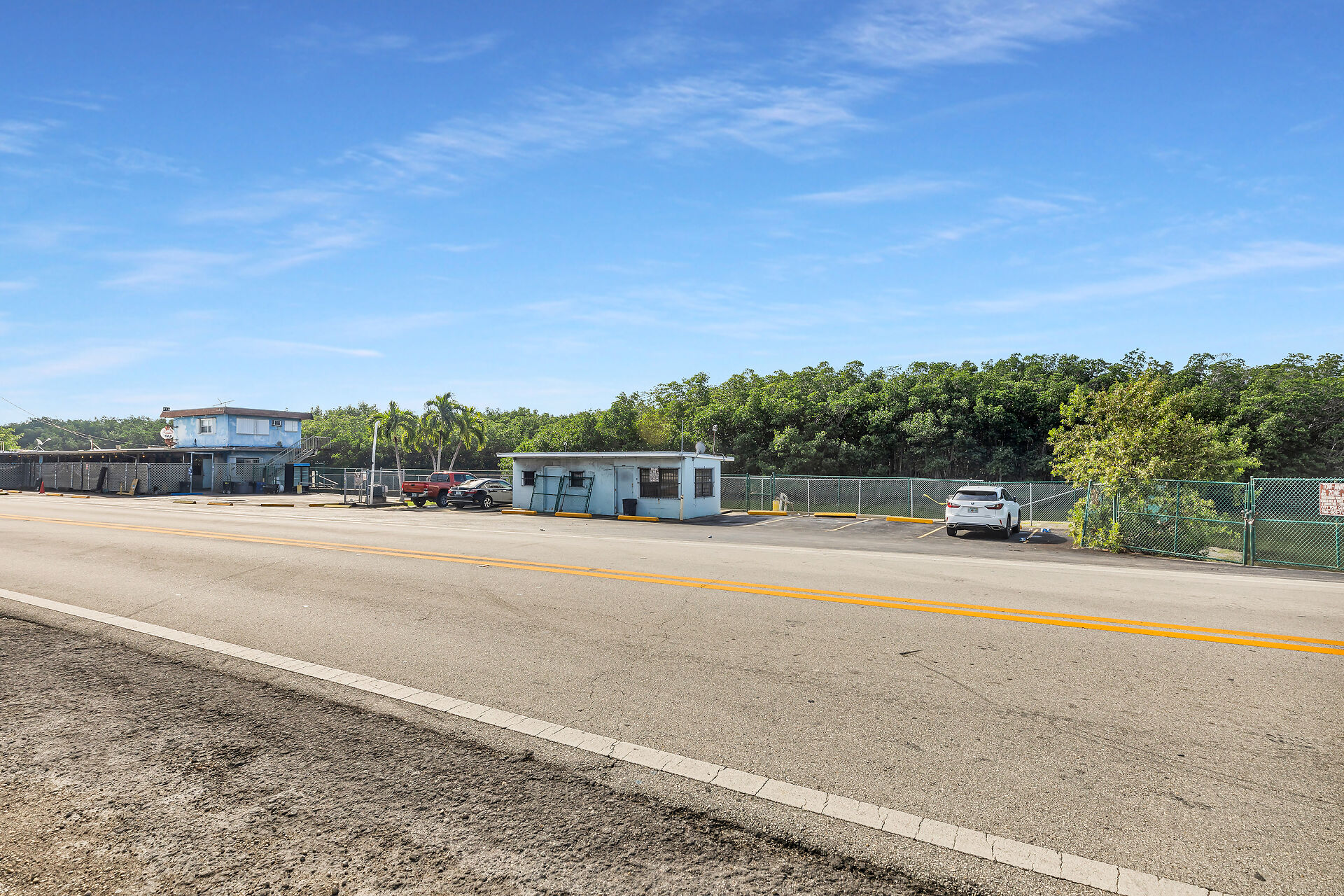 World Famous Alabama Jacks Restaurant and Bar, 58000 Card Sound Road, Key Largo, FL 33037