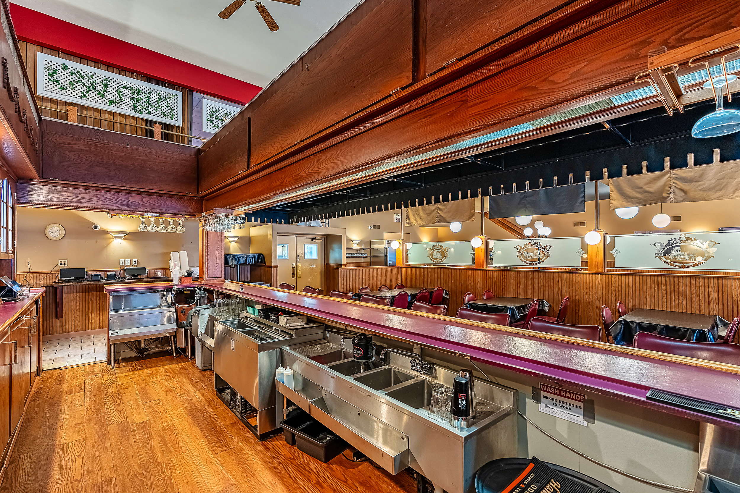 123 N. Mill Street - Turnkey Restaurant, 123 North Mill Street, Pontiac, IL 61764