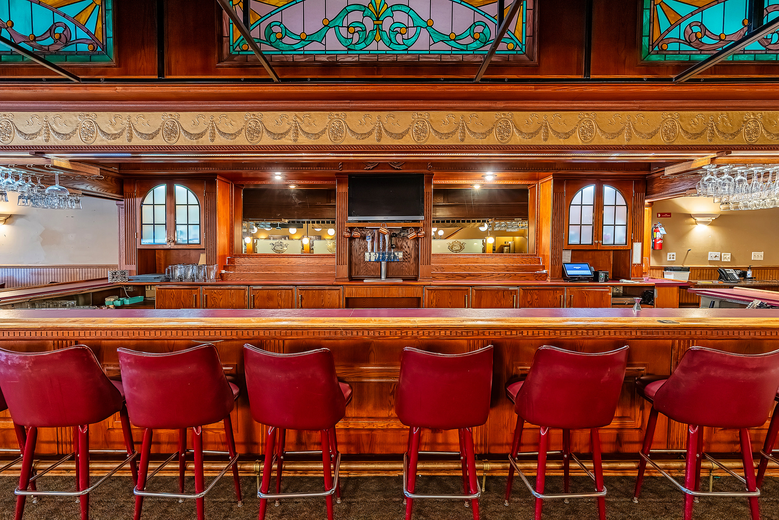 123 N. Mill Street - Turnkey Restaurant, 123 North Mill Street, Pontiac, IL 61764