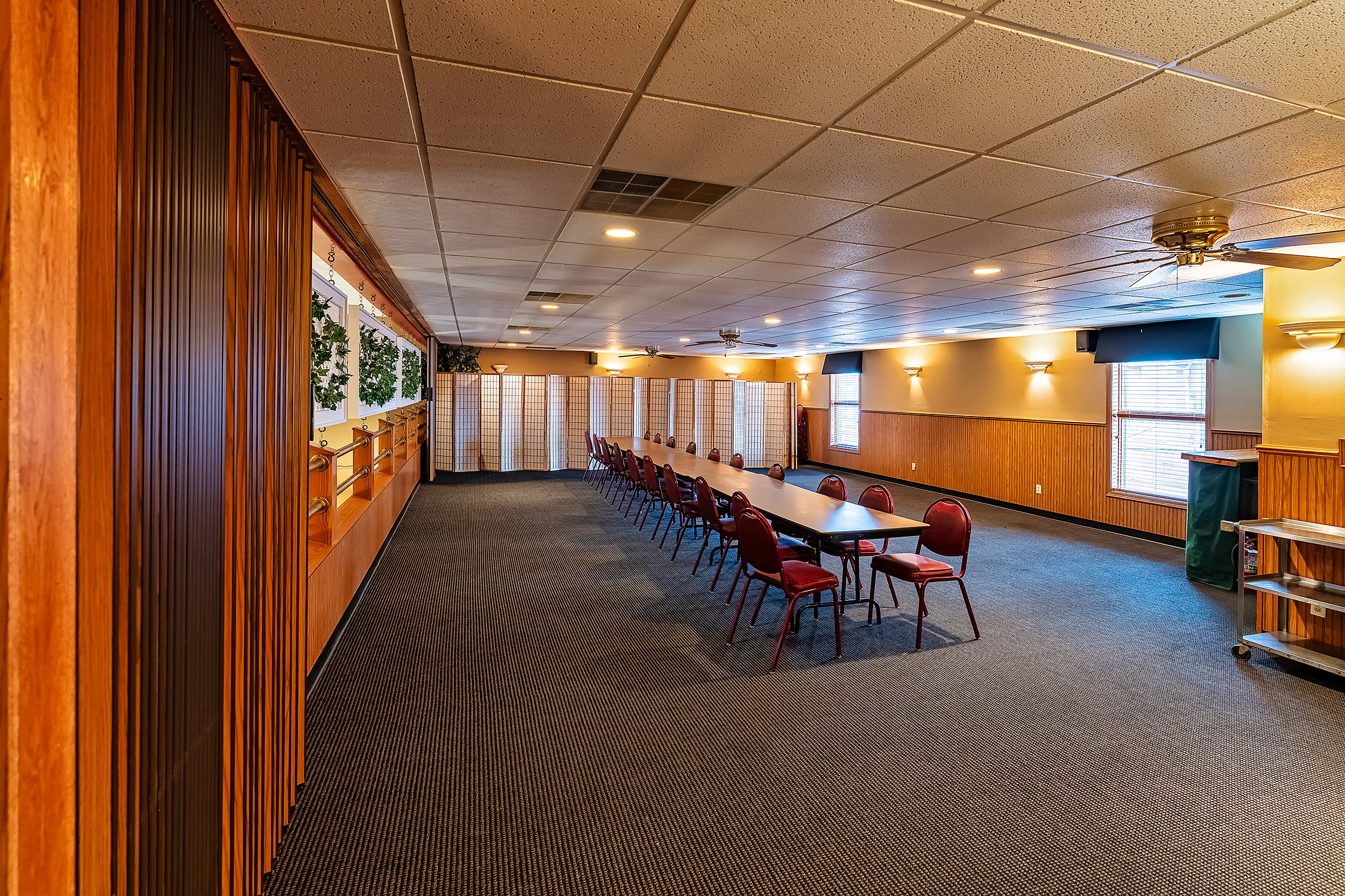 123 N. Mill Street - Turnkey Restaurant, 123 North Mill Street, Pontiac, IL 61764