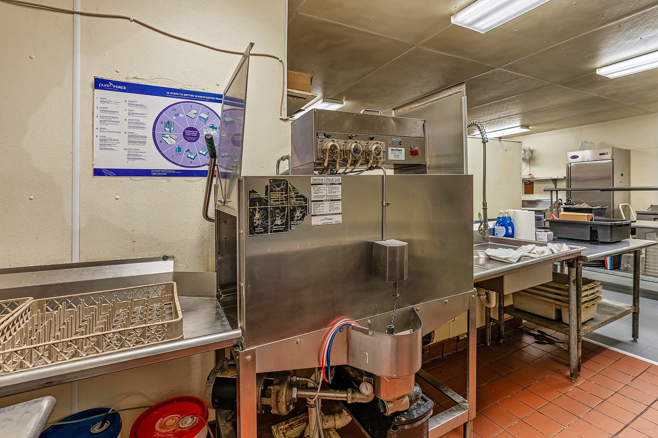 123 N. Mill Street - Turnkey Restaurant, 123 North Mill Street, Pontiac, IL 61764