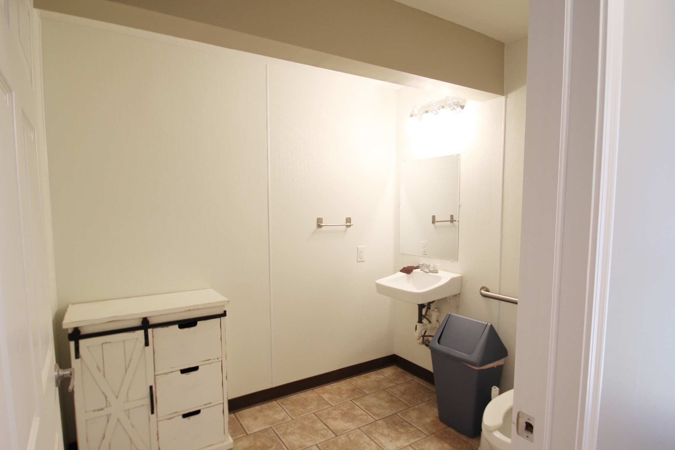 758 Medina Road, Medina, OH 44256