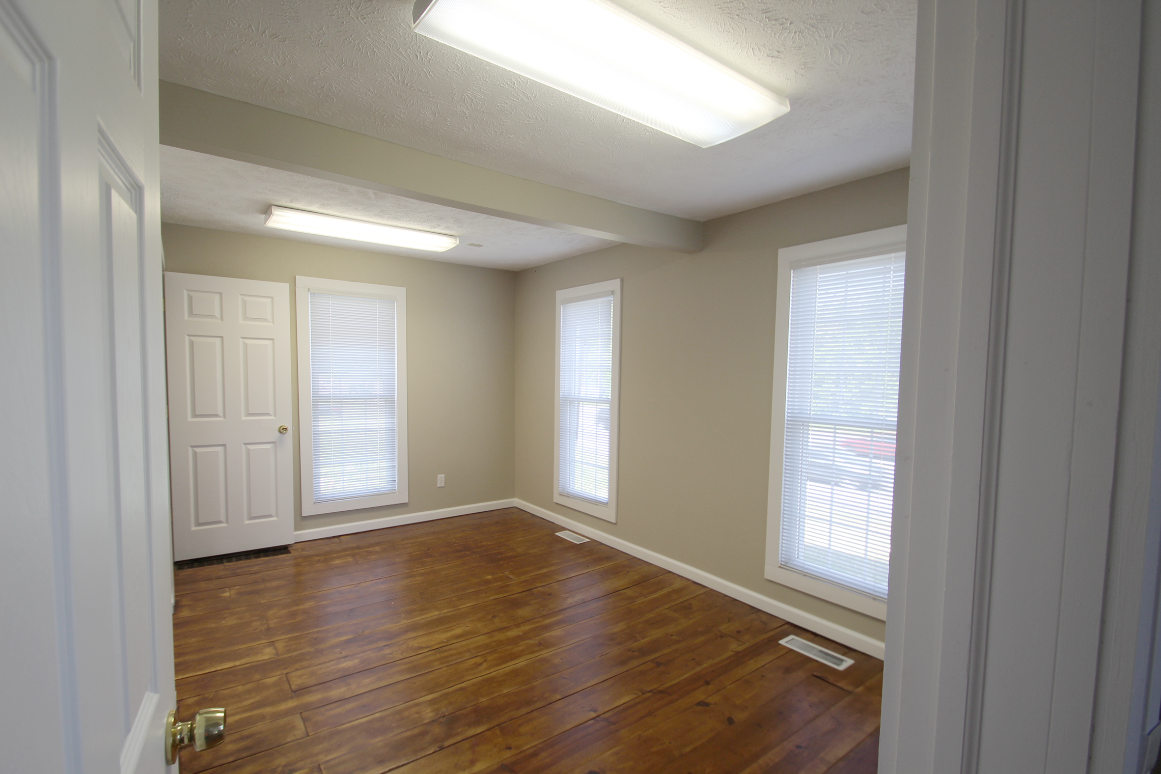 758 Medina Road, Medina, OH 44256