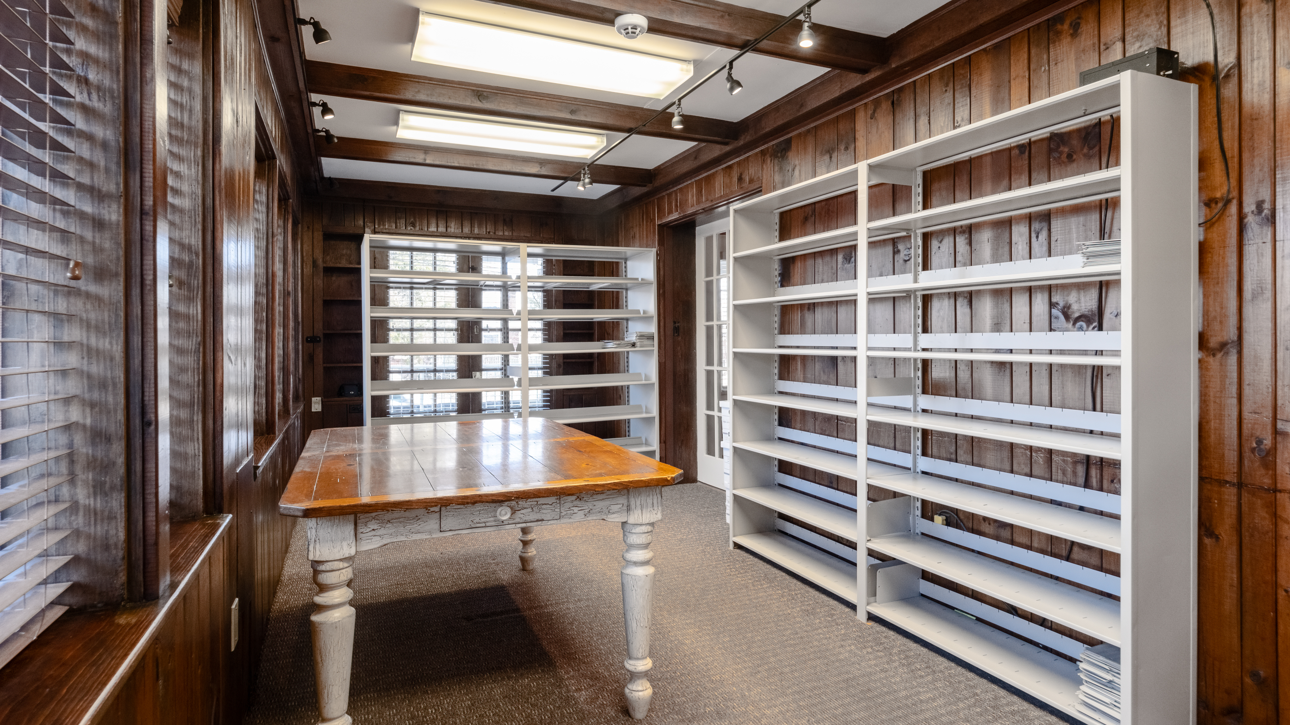 Medical Office in Jeffersontown, 3208 College Drive, Louisville, KY 40299