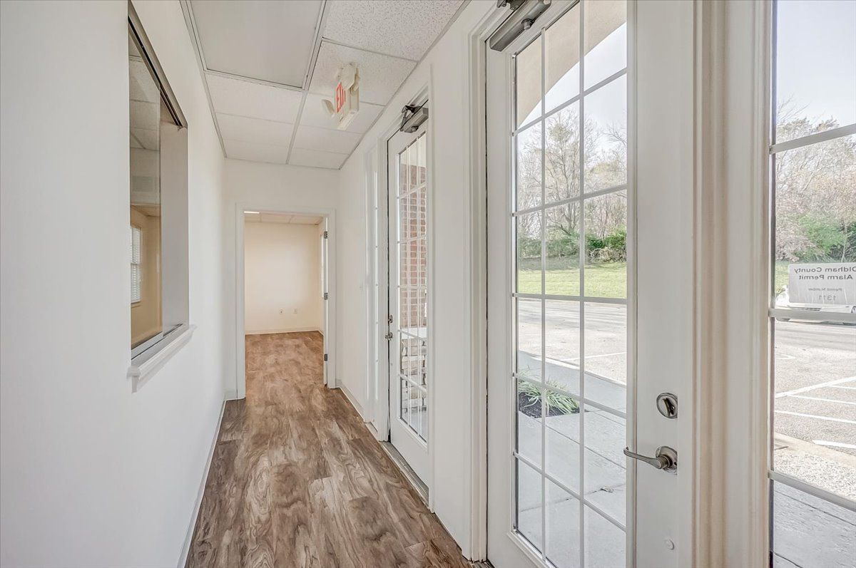 6001 Claymont Village Dr, Ste 3 & 4, 6001 Claymont Village Drive, Crestwood, KY 40014