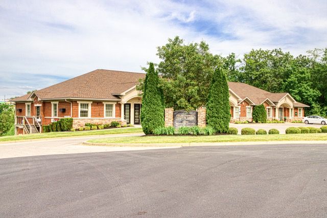6001 Claymont Village Dr, Ste 3 & 4, 6001 Claymont Village Drive, Crestwood, KY 40014