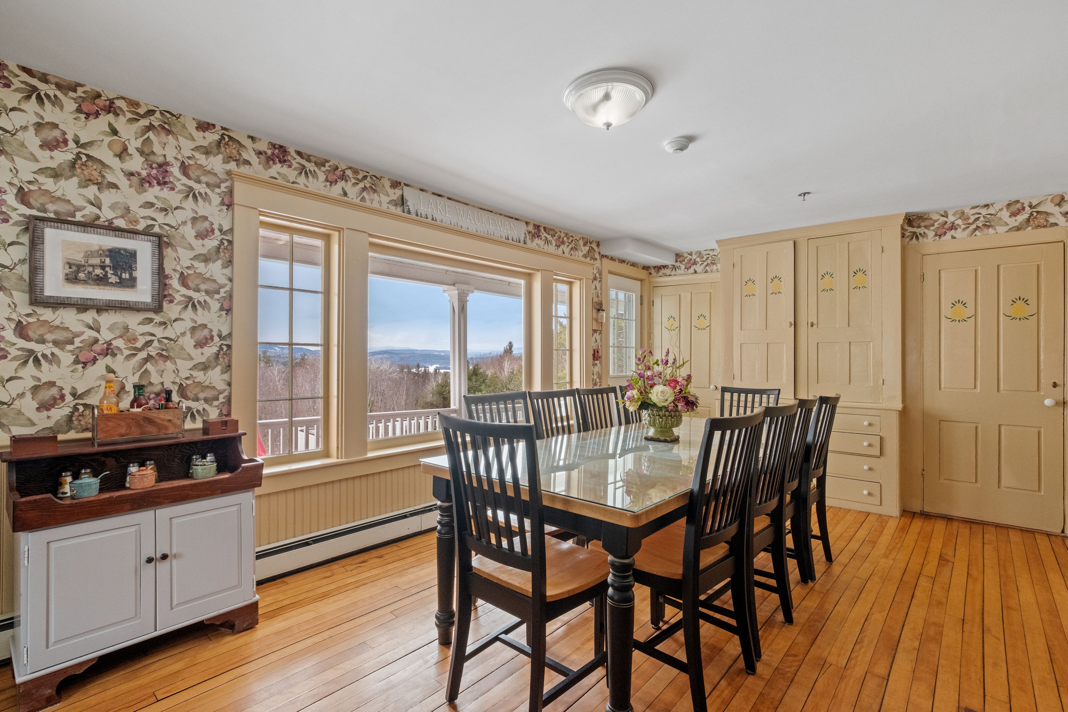 The Ballard House Inn, 53 Parade Road, Meredith, NH 03253