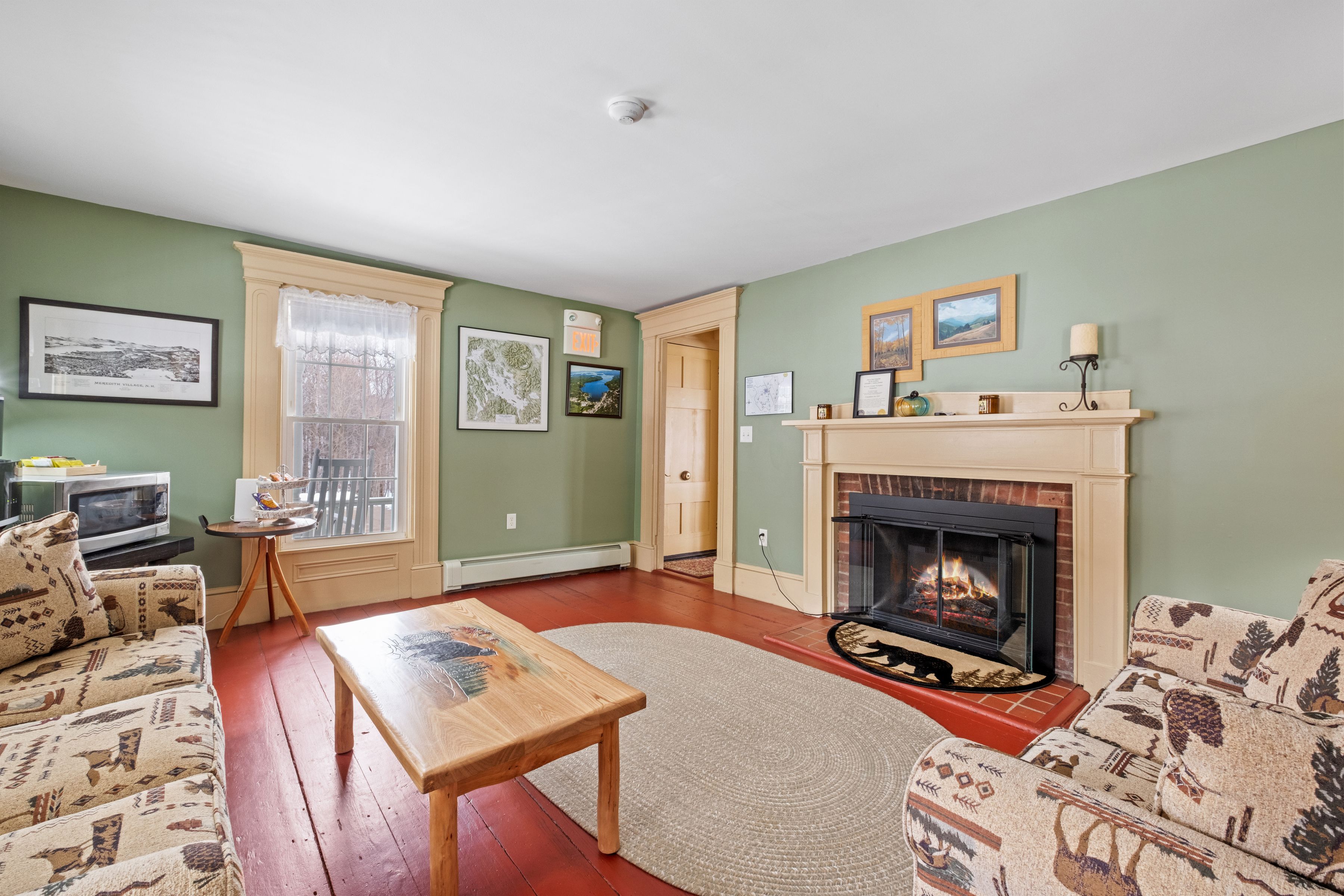 The Ballard House Inn, 53 Parade Road, Meredith, NH 03253
