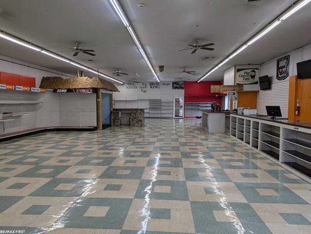 35850 Utica Rd, 35850 Utica Road, MI 48035