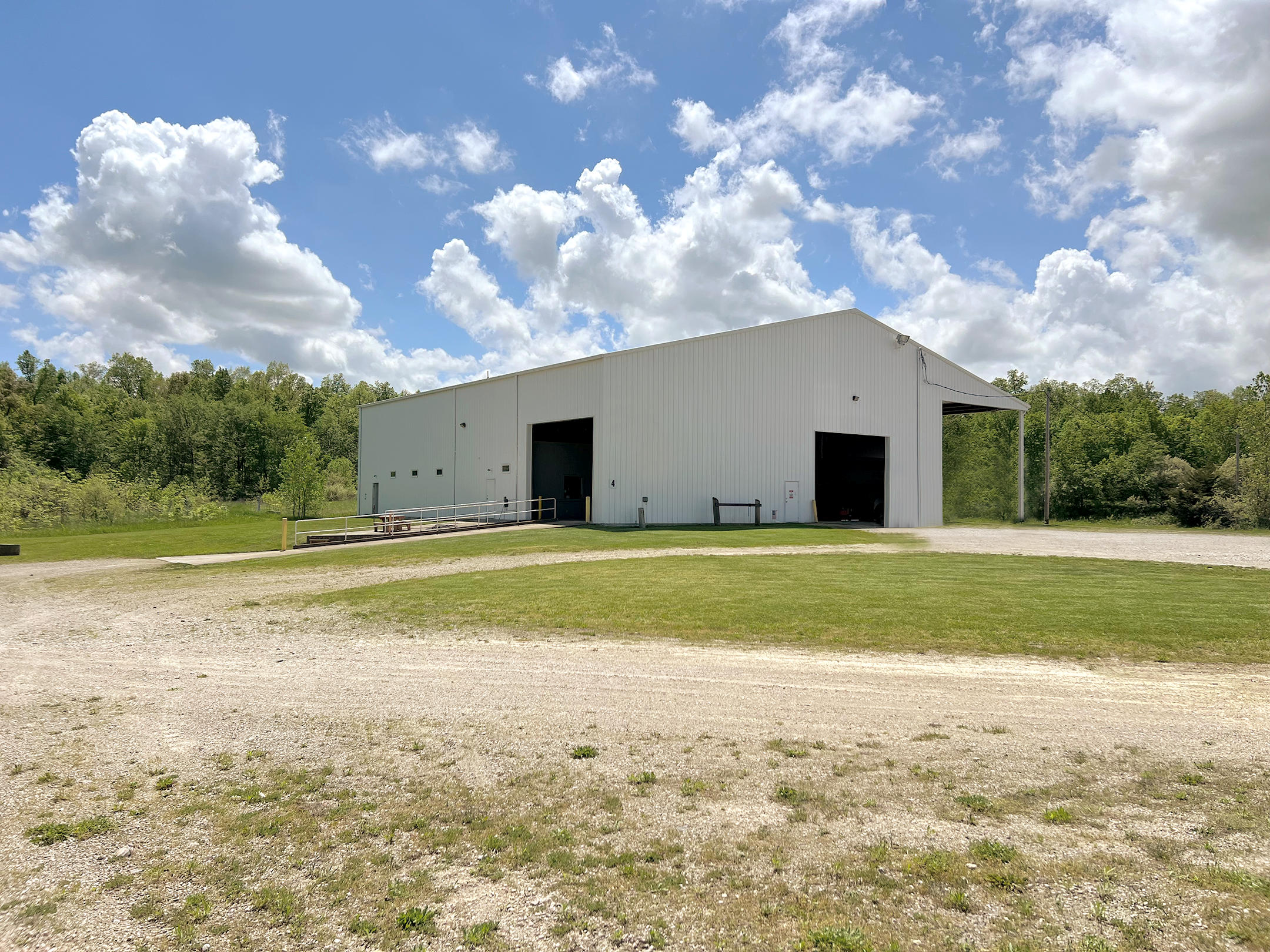 Owner-User Contractor Yard with Buildings