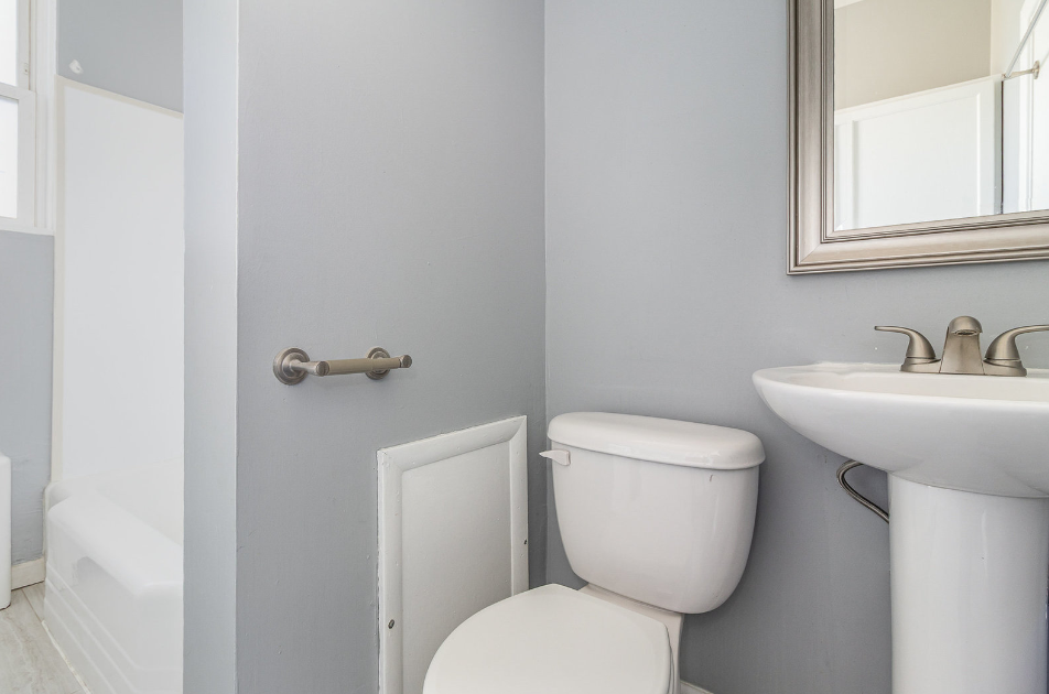 Potential for office, studio, recreation venue!, 10980 Reading Road, Sharonville, OH 45241