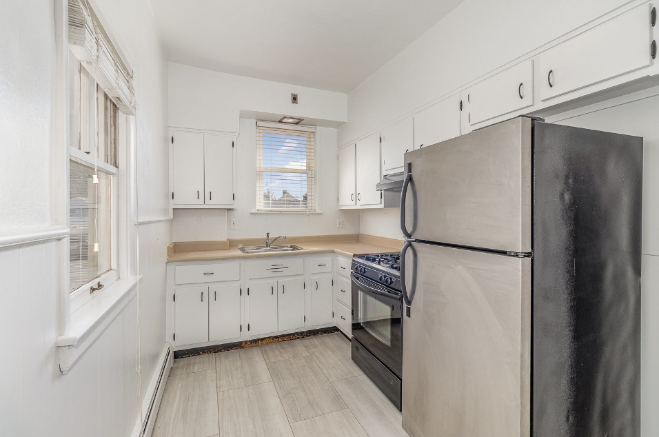 Potential for office, studio, recreation venue!, 10980 Reading Road, Sharonville, OH 45241