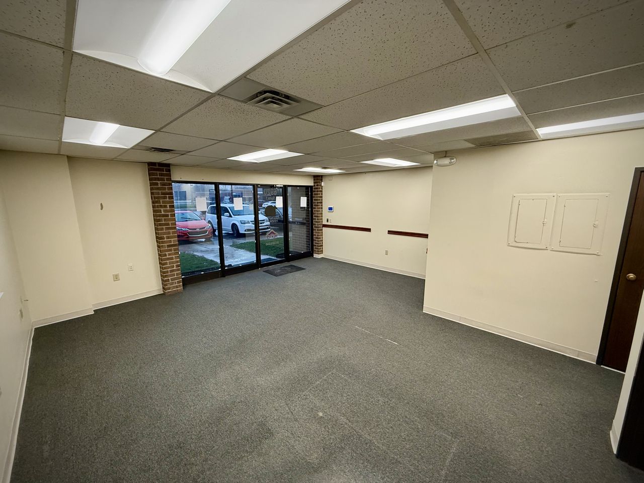 Retail Suite at Cedar Near I-96 and Holt, 6920 South Cedar Street, Lansing, MI 48911