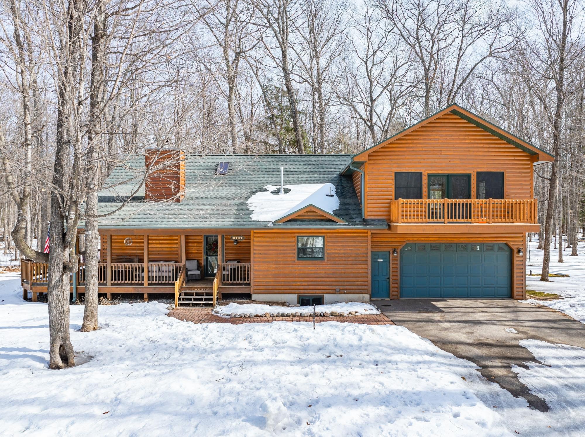 8250 Maplewood Lane, Eagle River, WI 54521
