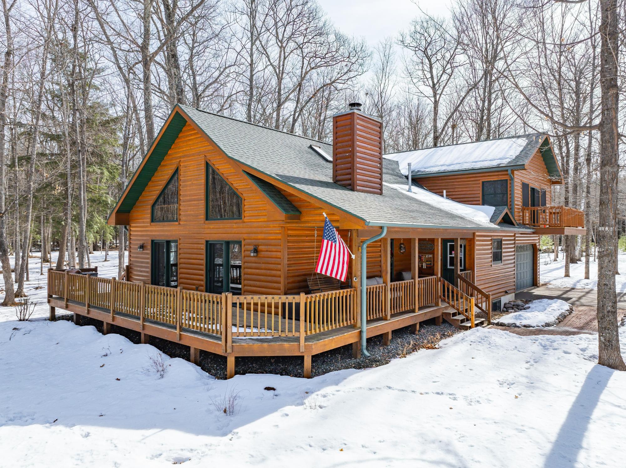 8250 Maplewood Lane, Eagle River, WI 54521