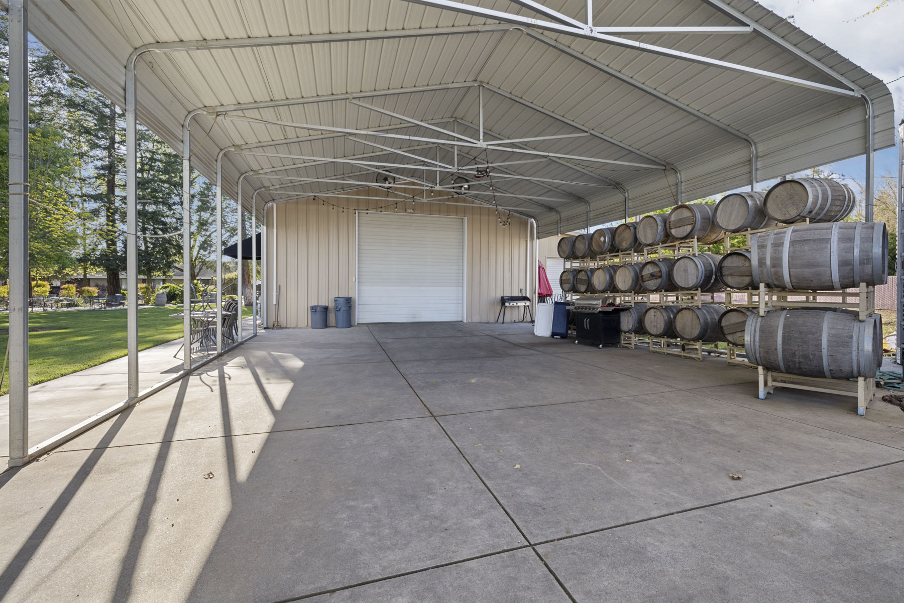 Lodi Estate Winery, 13299 Curry Avenue, Lodi, CA 95240