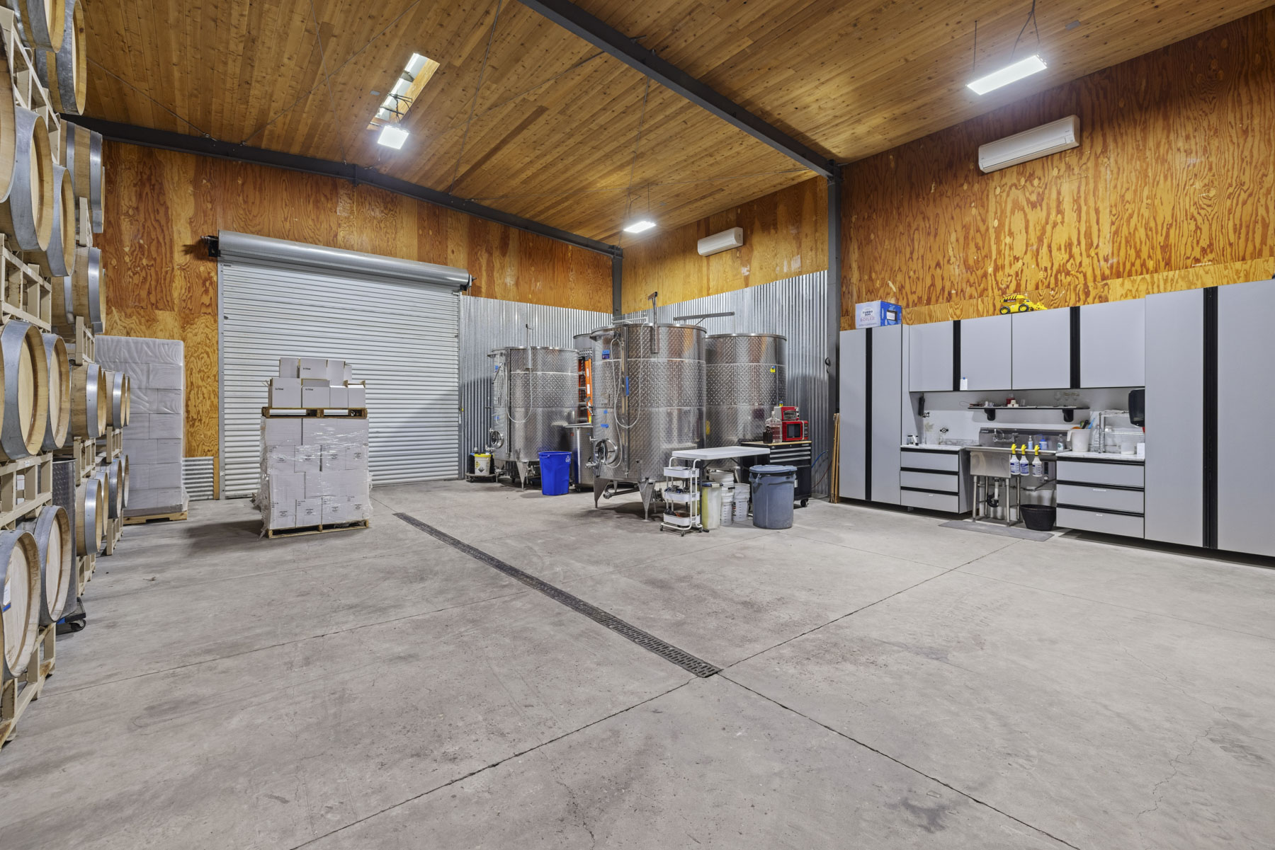 Lodi Estate Winery, 13299 Curry Avenue, Lodi, CA 95240